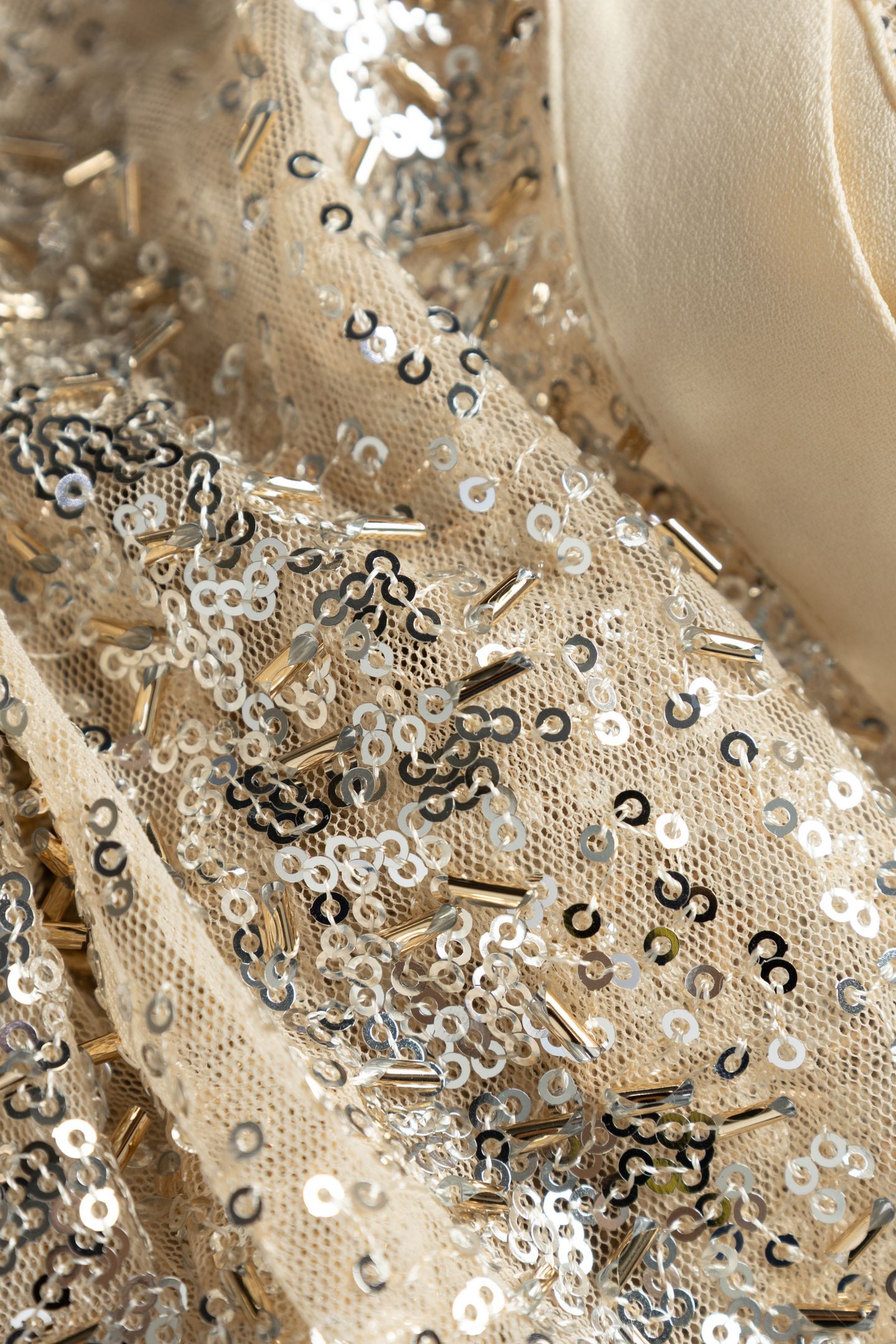 GOLD BEAD AND SEQUIN-EMBROIDERED SHIRT 7