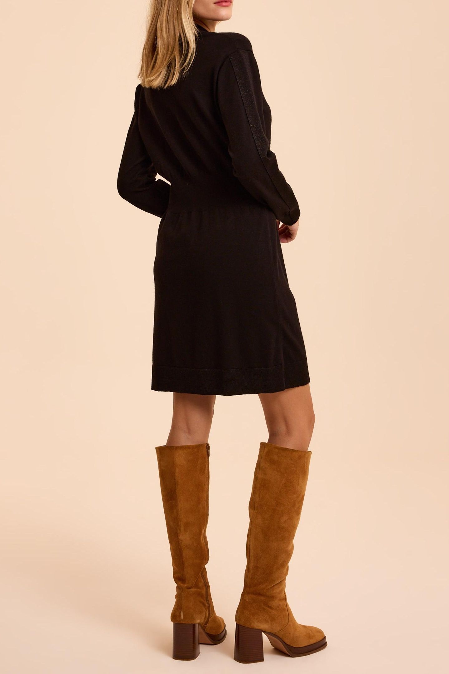 BLACK KNIT LONG-SLEEVED DRESS WITH LUREX DETAILS 2