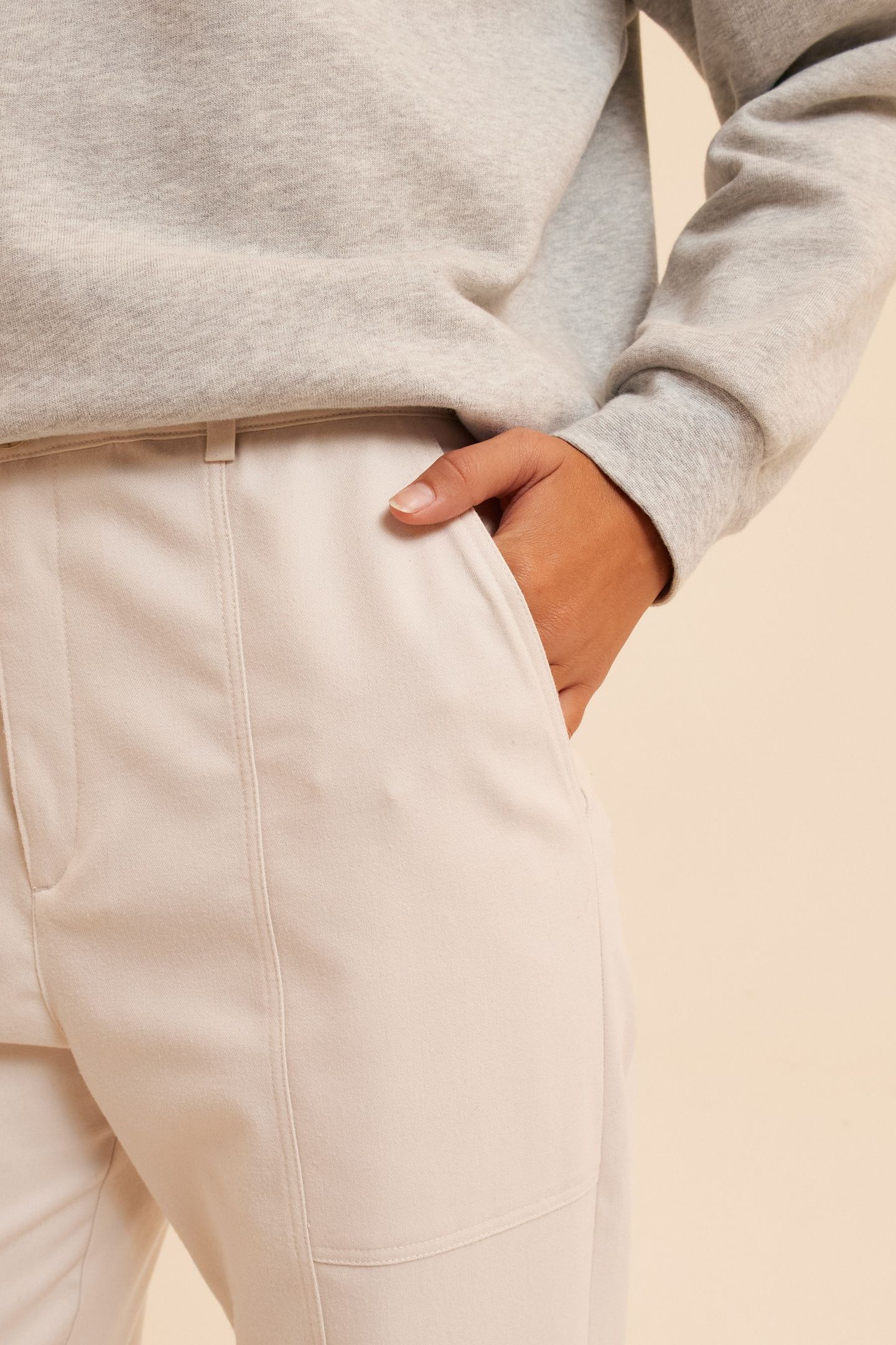 ECRU CARGO-STYLE STRAIGHT TROUSERS 6