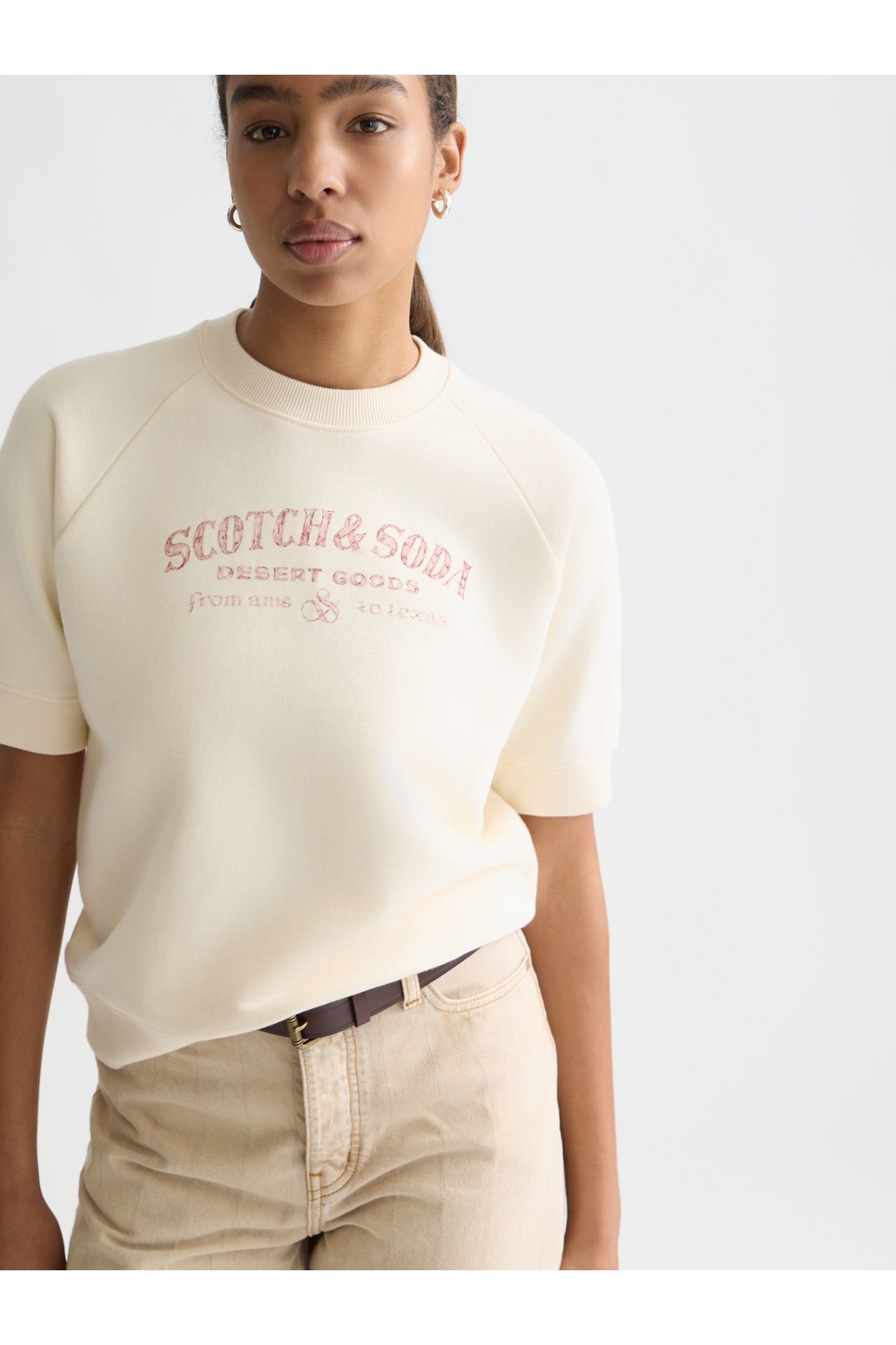SHORTSLEEVED ARTWORK SWEATSHIRT EGGNOG 6