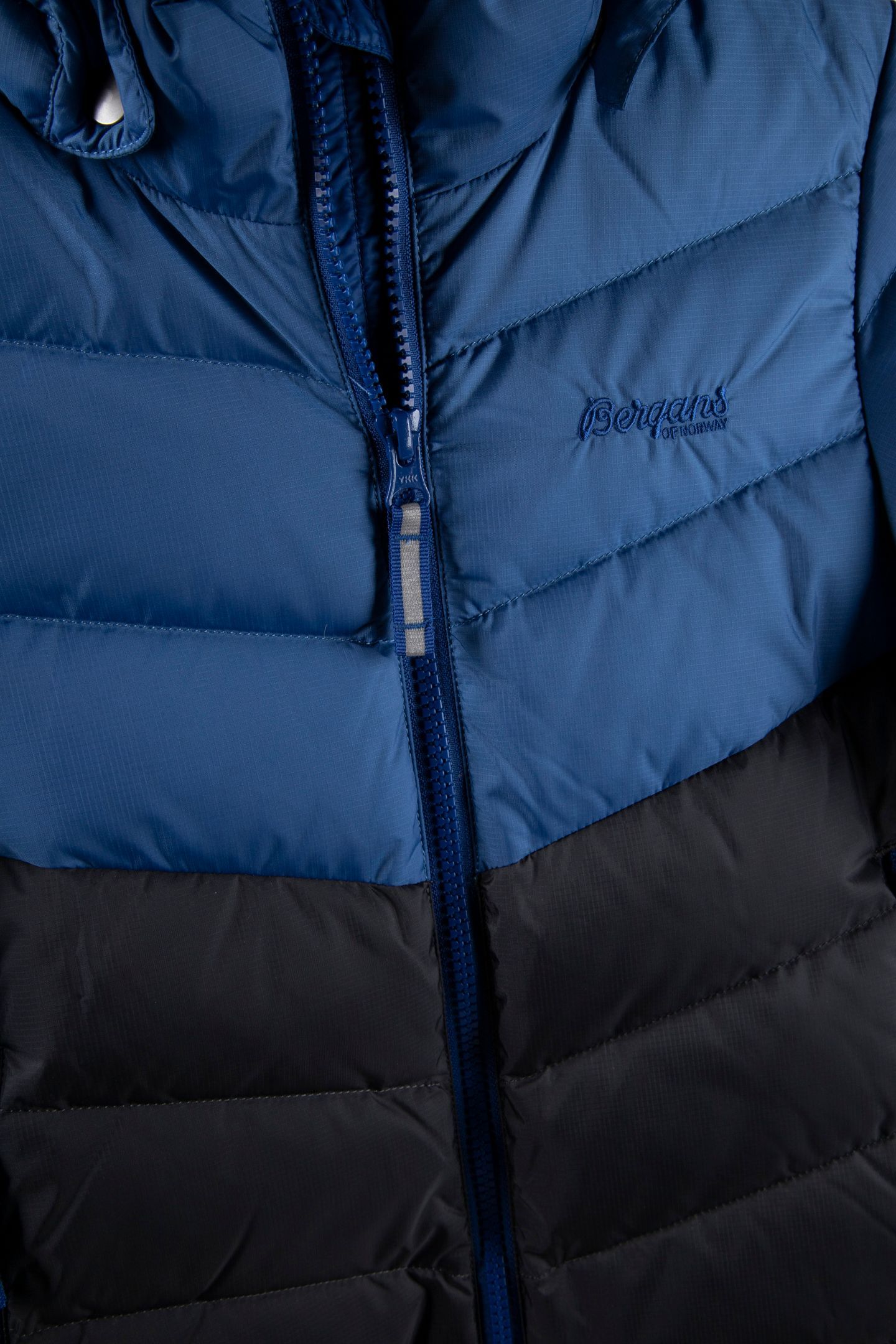BISMO DOWN KIDS JACKET BLUE/SOLID CHARCOAL/DARK RIVIERA BLUE 4