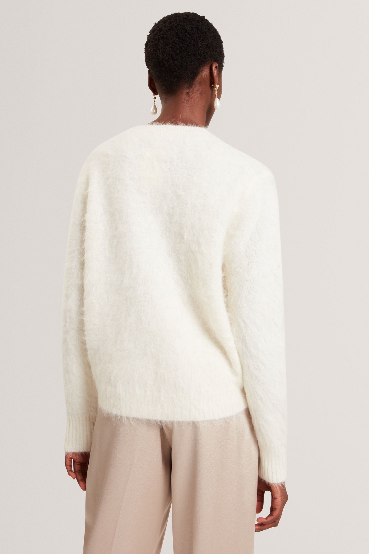 CREW NECK ALPACA JUMPER IVORY 3