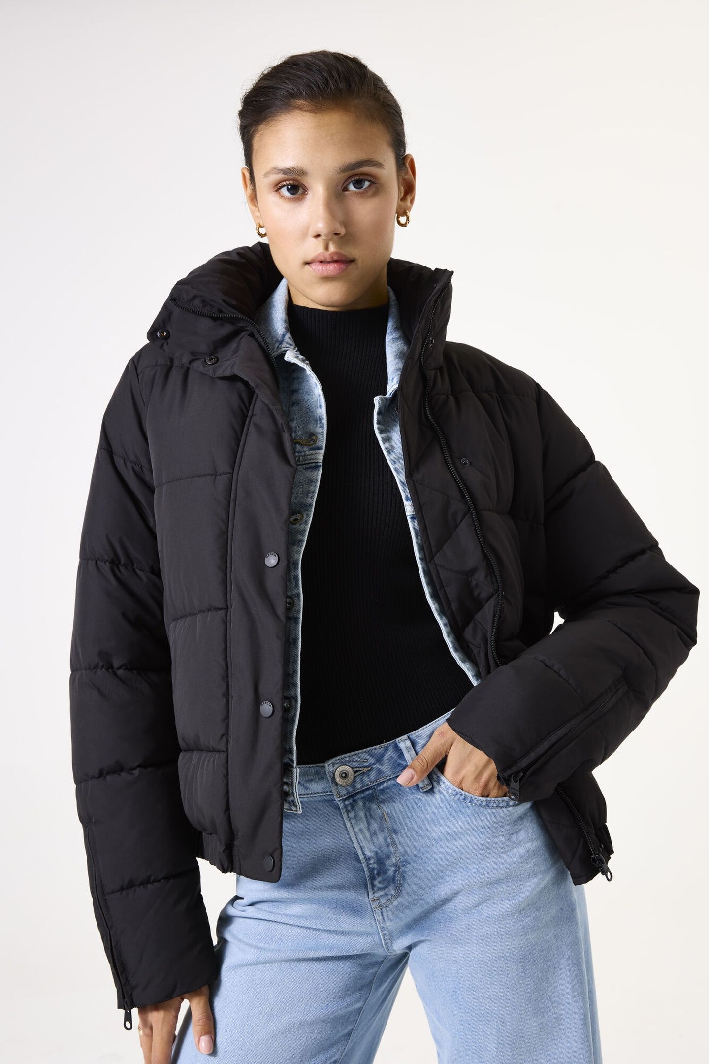 LADIES OUTDOOR JACKET BLACK 1