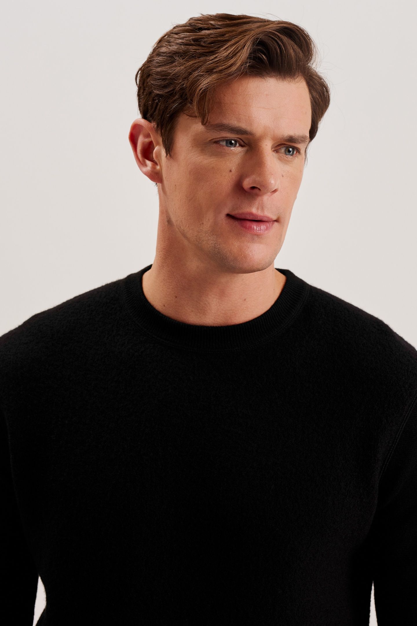 OLMSTE LS BOUCLE WOOL STITCH CREW NECK BLACK 4