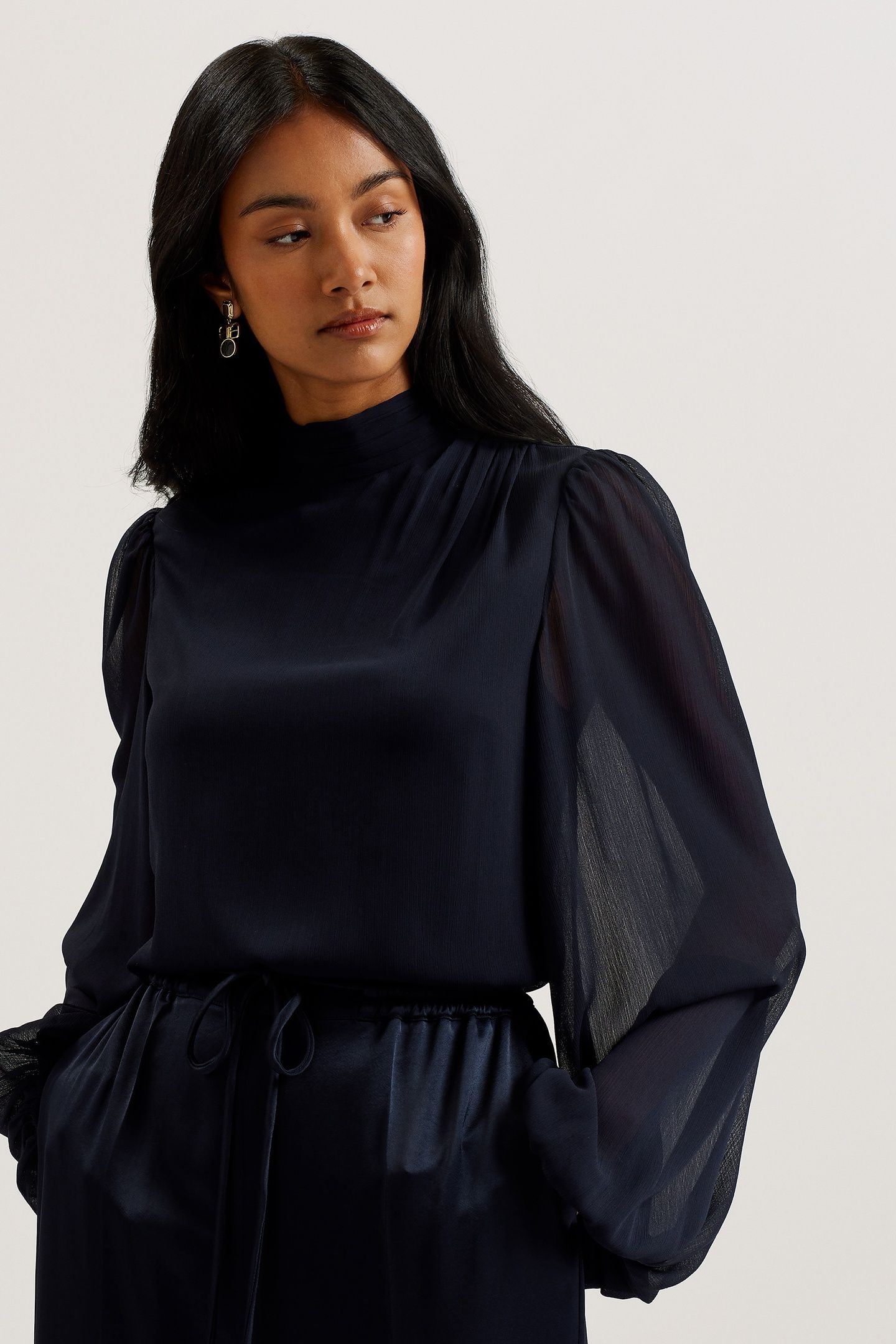 DEERDRA LONG SLEEVE PLEATED TOP NAVY 2