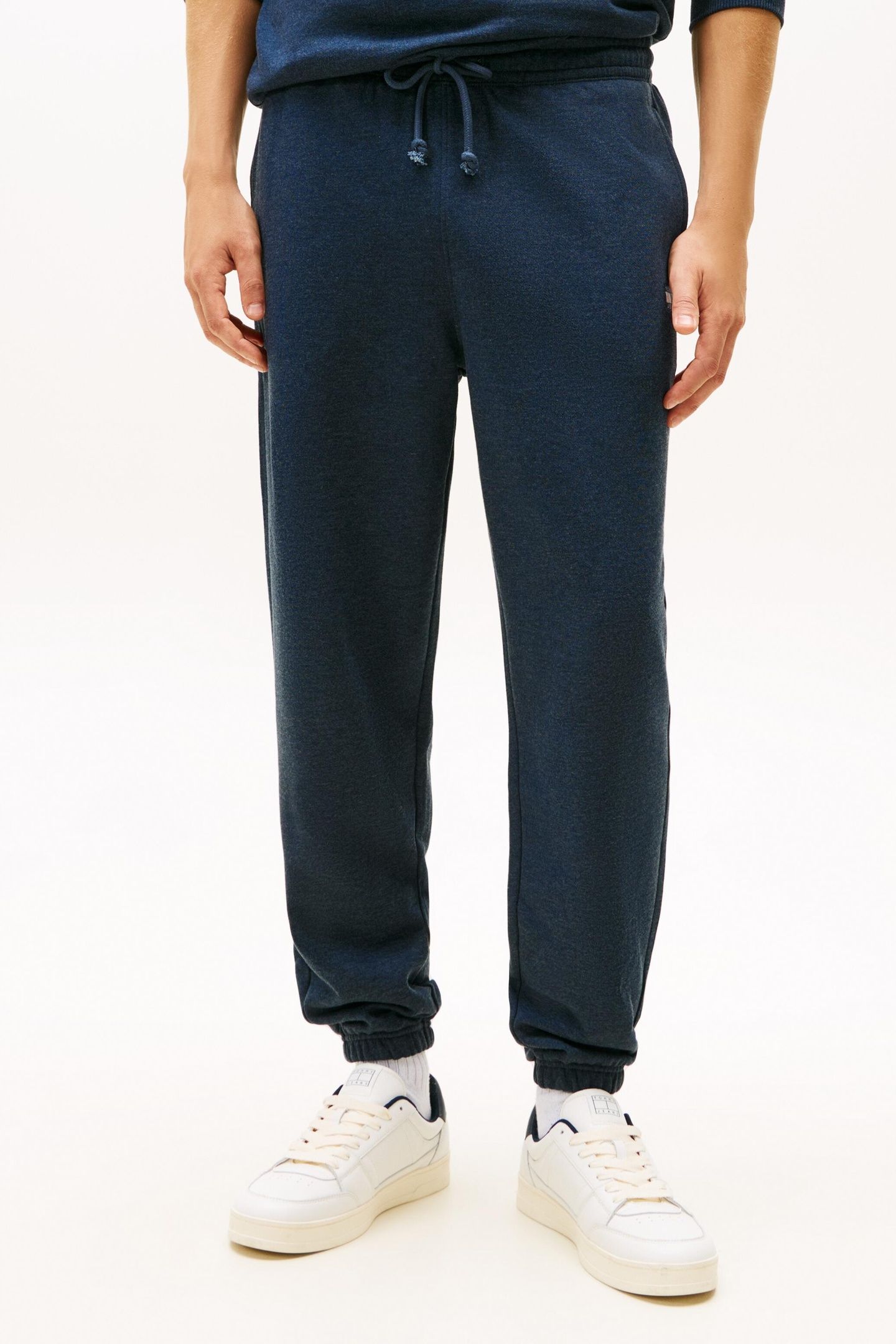 TJM REG BADGE JOGGER DARK NIGHT NAVY HEATHER 1