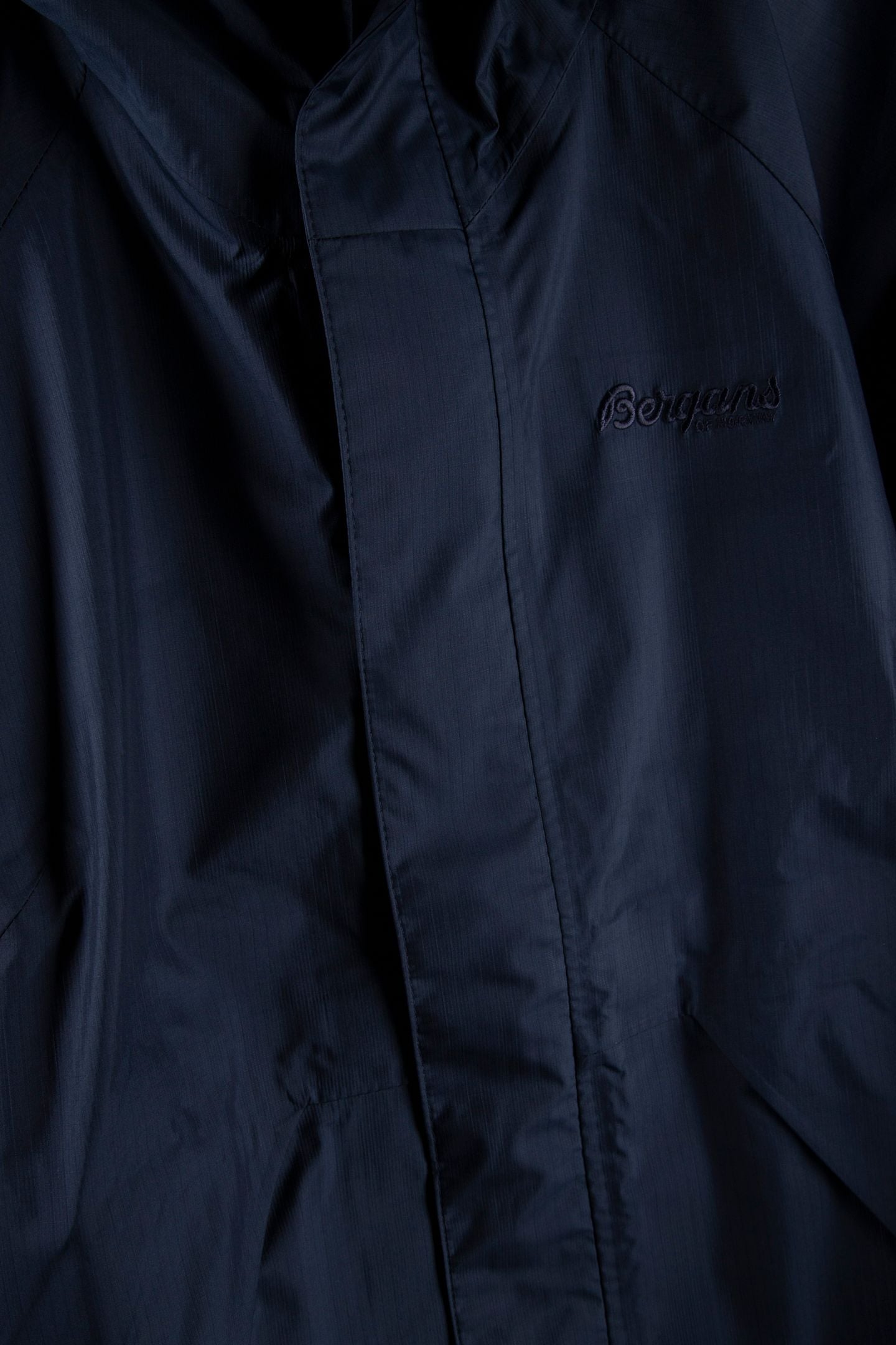 VATNE 3L W JACKET NAVY BLUE 4