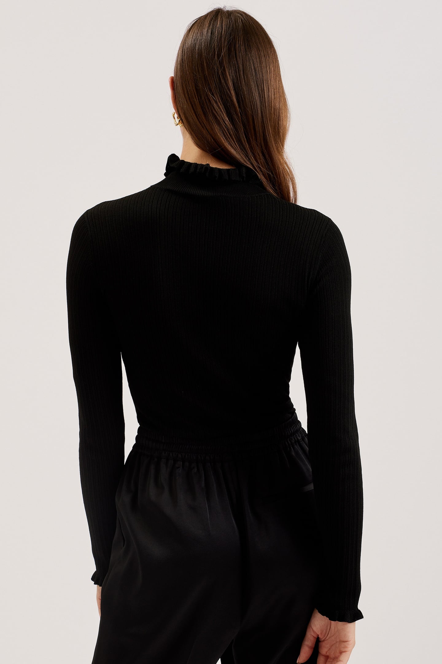JANITTT RIB FUNNEL NECK FRILL JUMPER BLACK 3