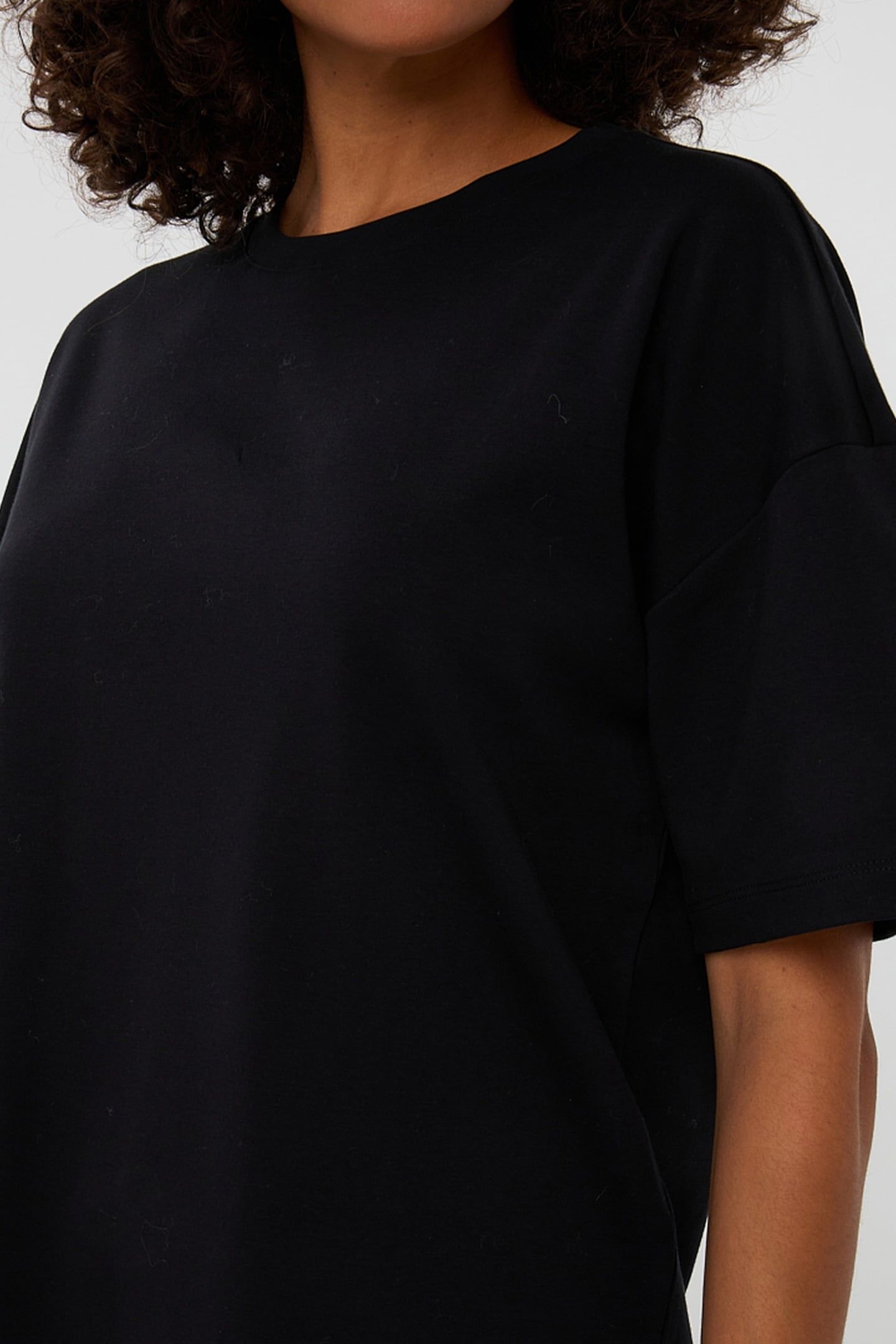 T-SHIRT OVERSIZED BASIC BLACK 7