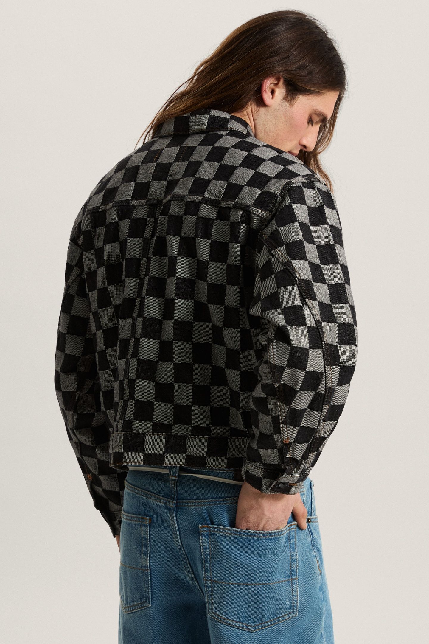 CHECK-5 CHECKERBOARD DENIM TRUCKER JACKE BLACK 2