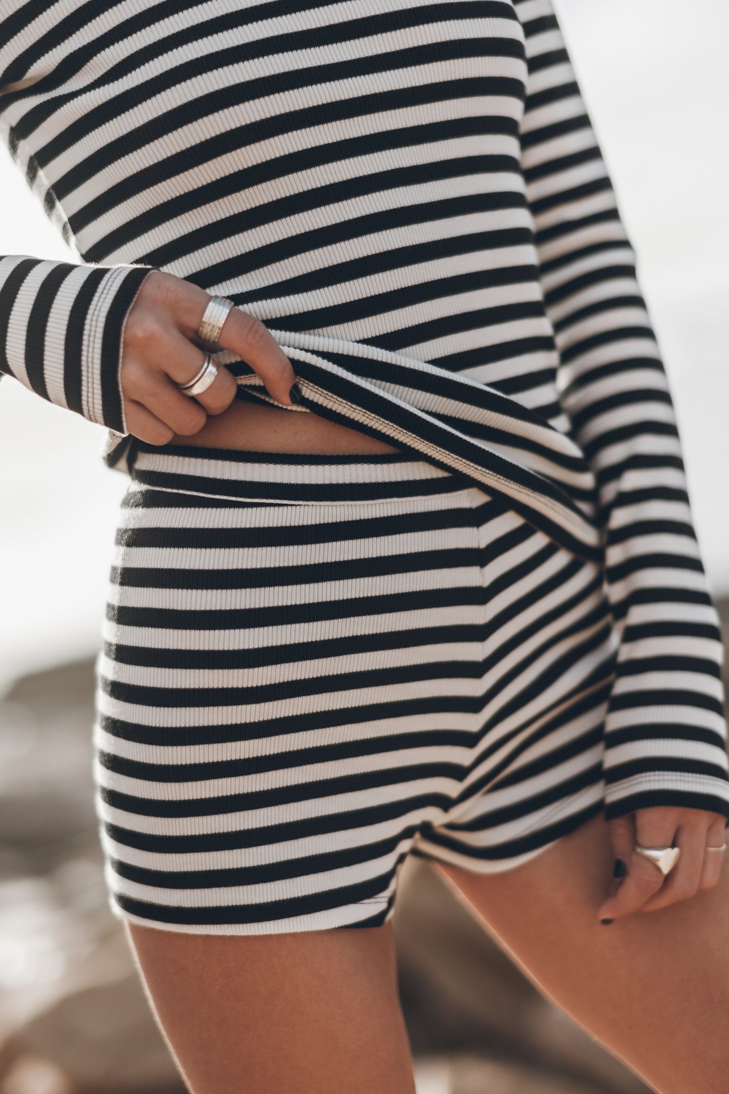 THE STRIPED RIBBED SHORTS 1