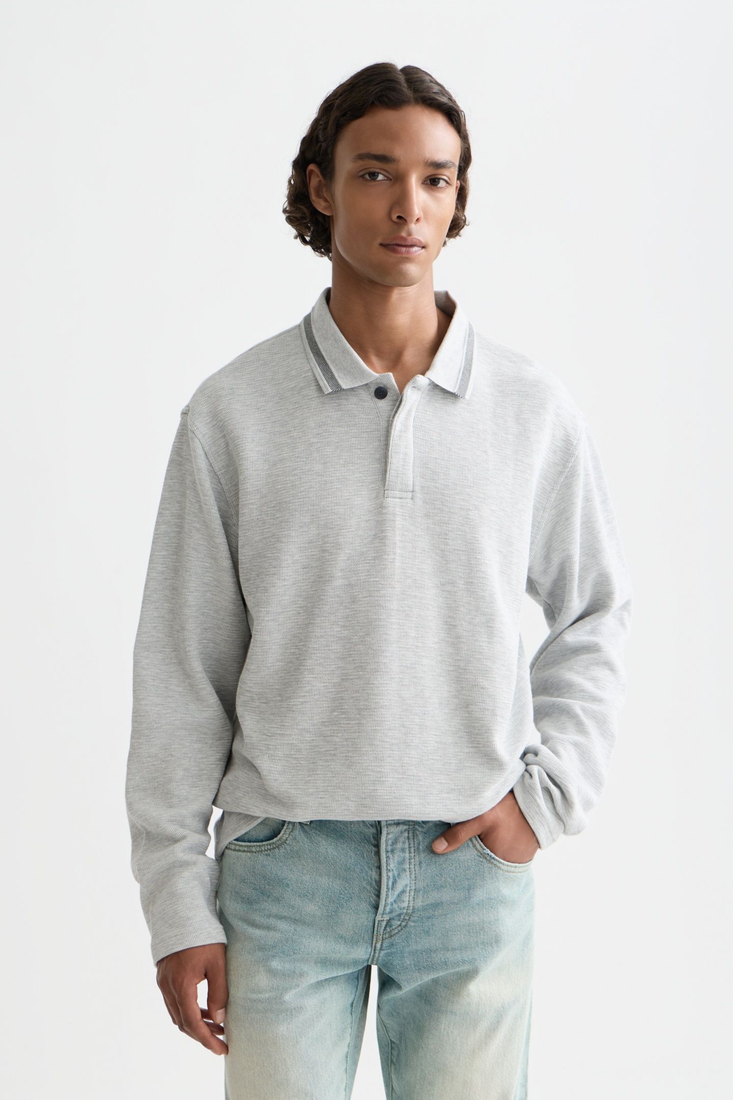 STRUCTURED RELAXED-FIT LONG-SLEEVED POLO LIGHT PASTEL GREY 1