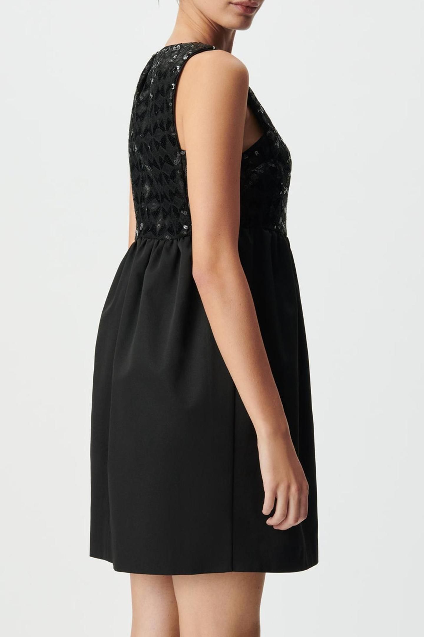 BLACK DRESS WITH GRAPHIC SEQUIN EMBROIDERY 6