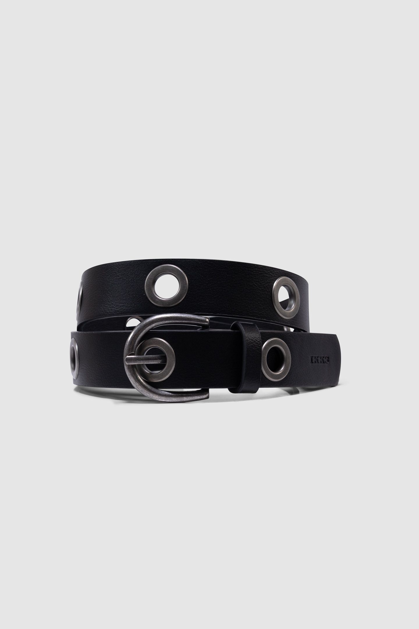 GIRLS’ BLACK BELT WITH XL EYELETS 1