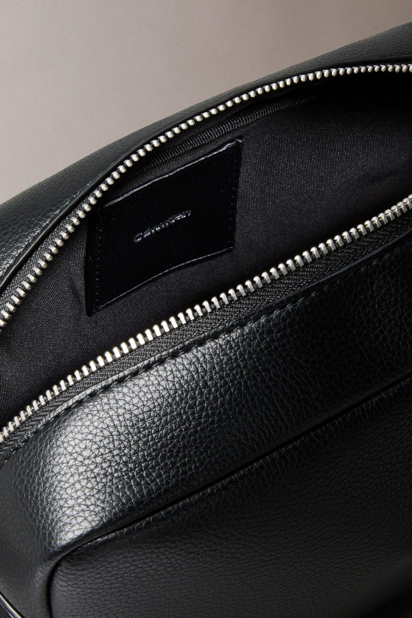 WEBBING STRAP DOPP KIT BLACK 4