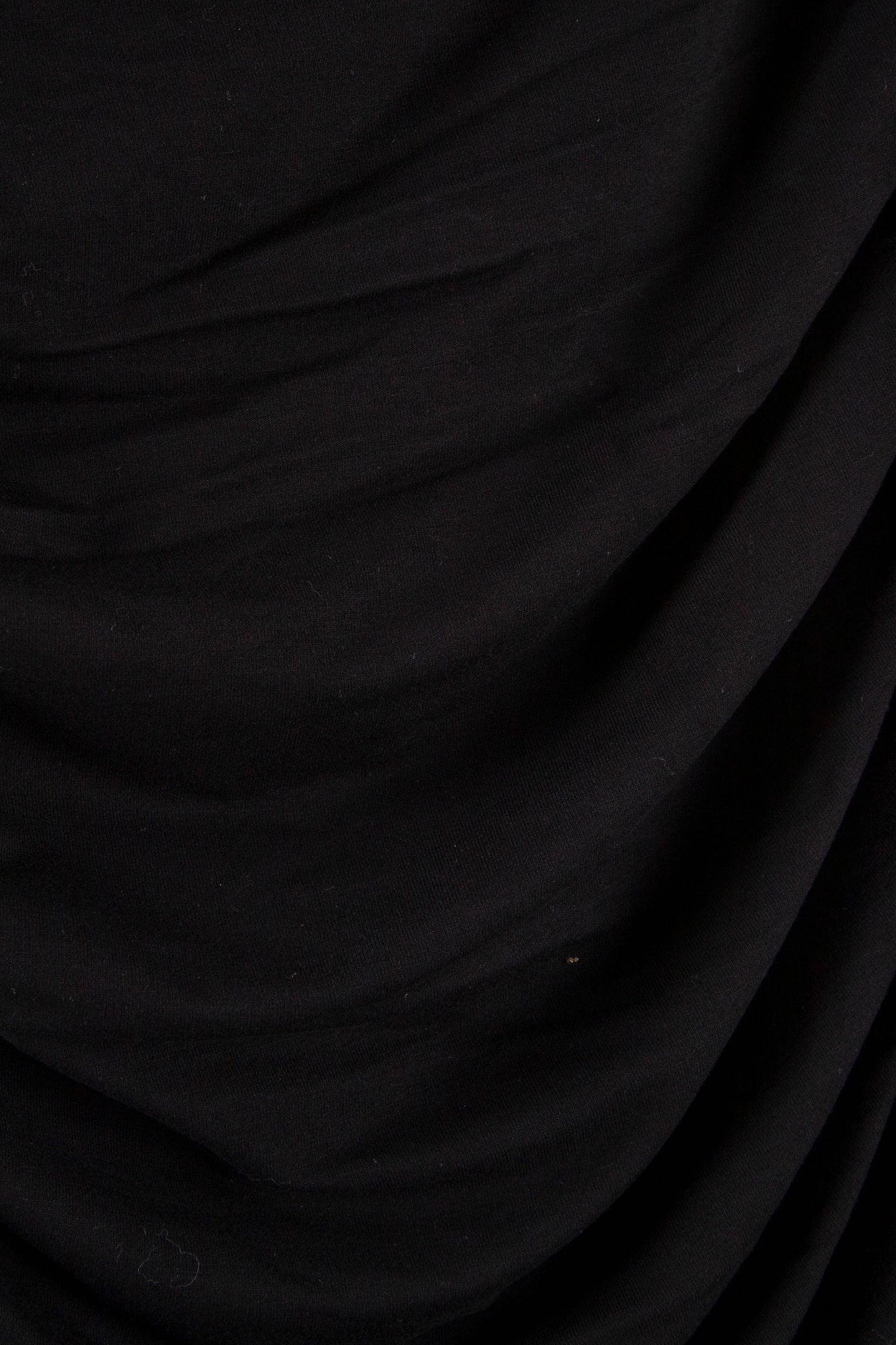 VINCA BLACK 4