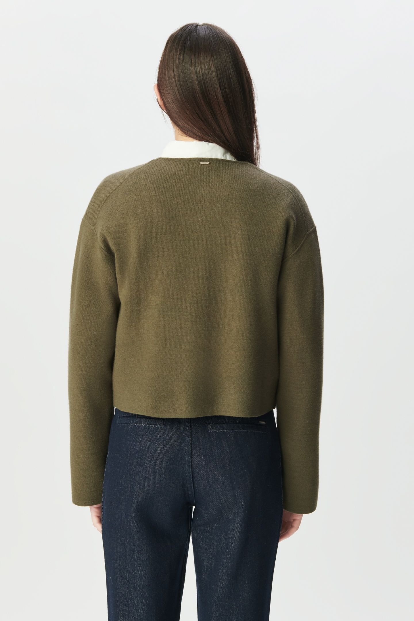 NAVY KNIT SHORT CARDIGAN WITH PATCH POCKETS 2