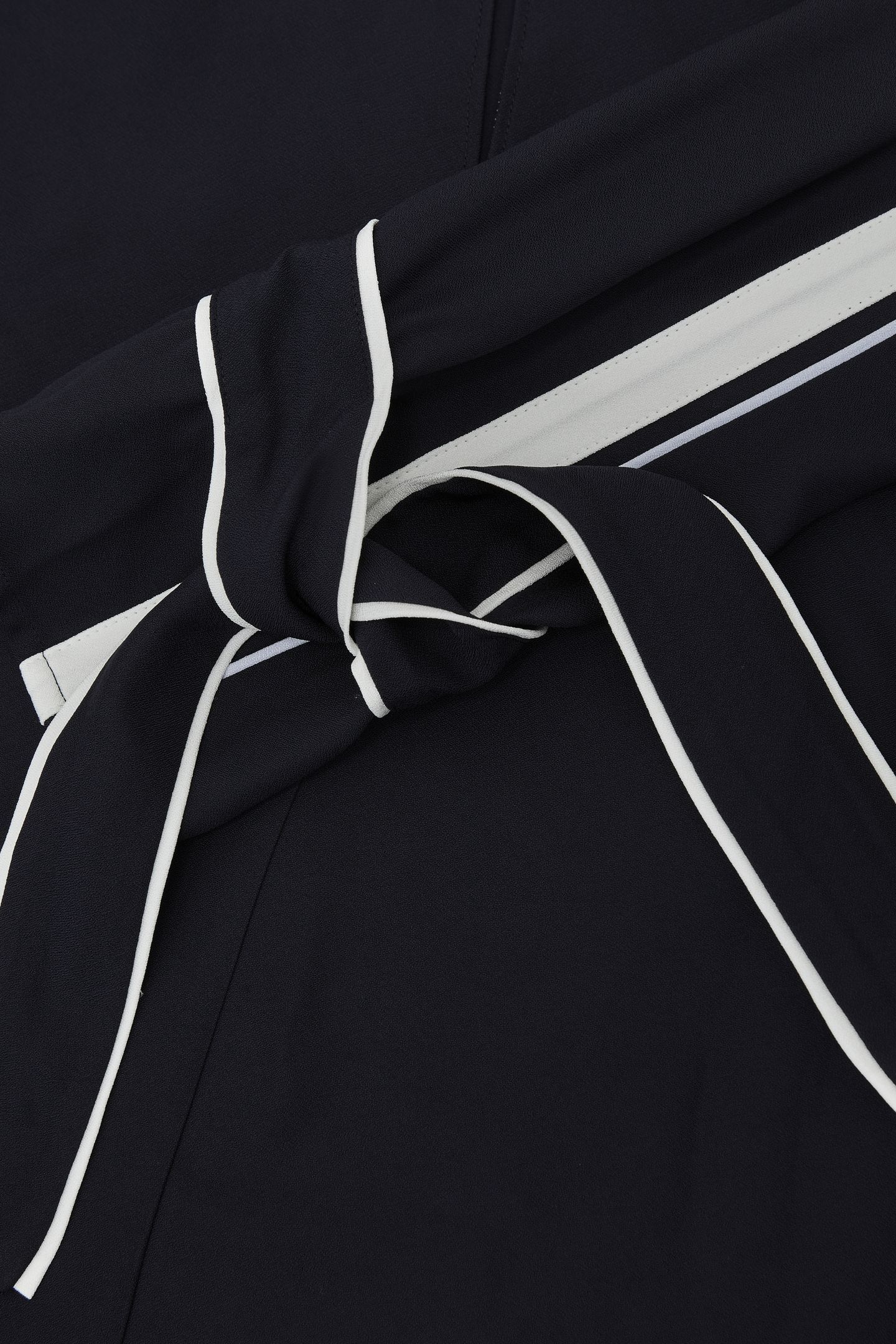 SHORT TIPPED SHIFT DRESS NAVY 7