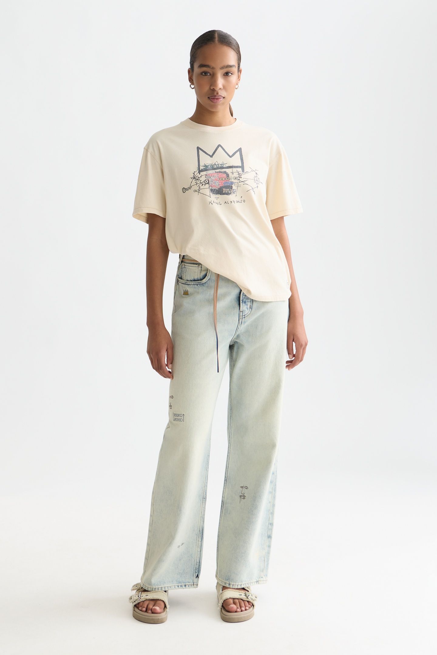 BASQUIAT WASHED ARTWORK T-SHIRT EGGNOG 3