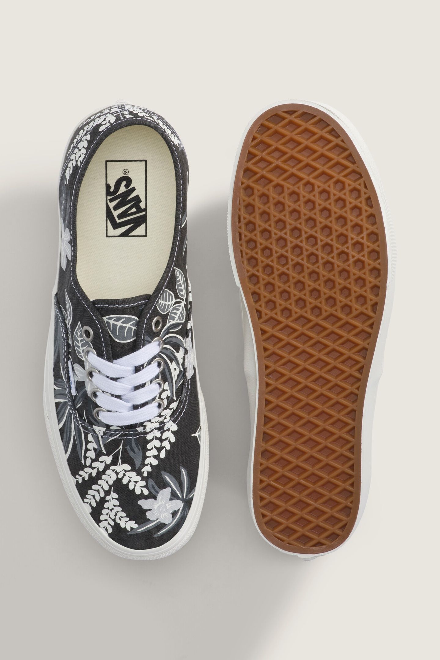 UNISEX AUTHENTIC FLORAL MULTI 7