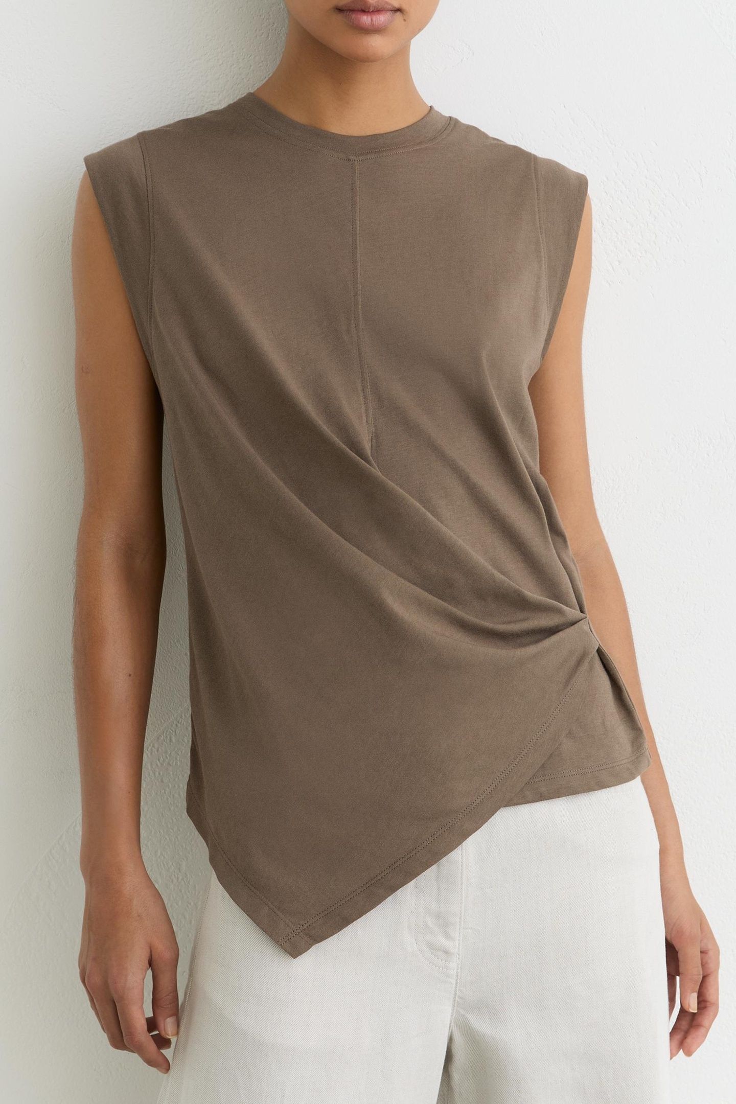 DRAPE CREW NECK T-SHIRT KHAKI GREEN 1