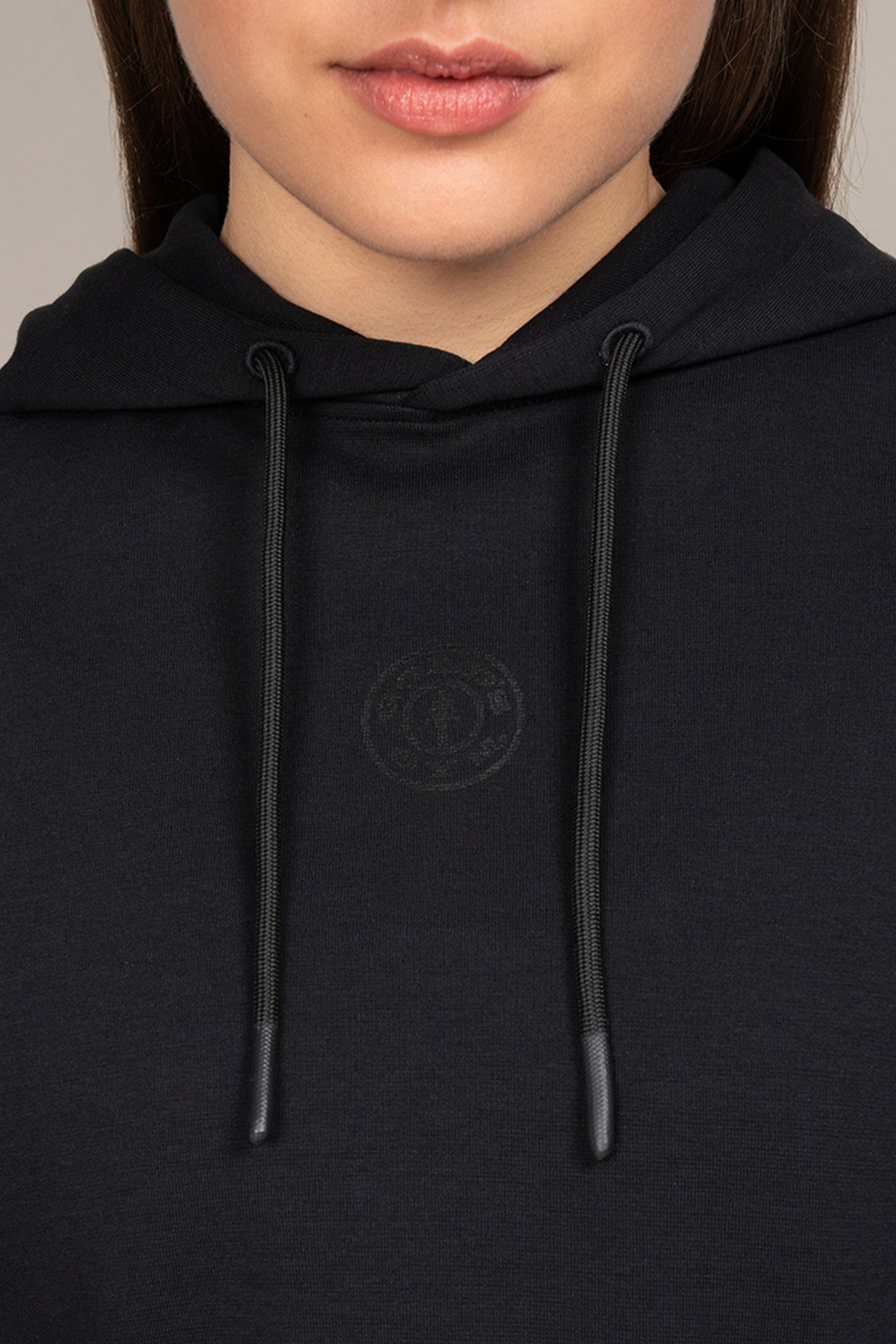LADIES CROPPED HOODIE RUBBER PRINT BLACK 4