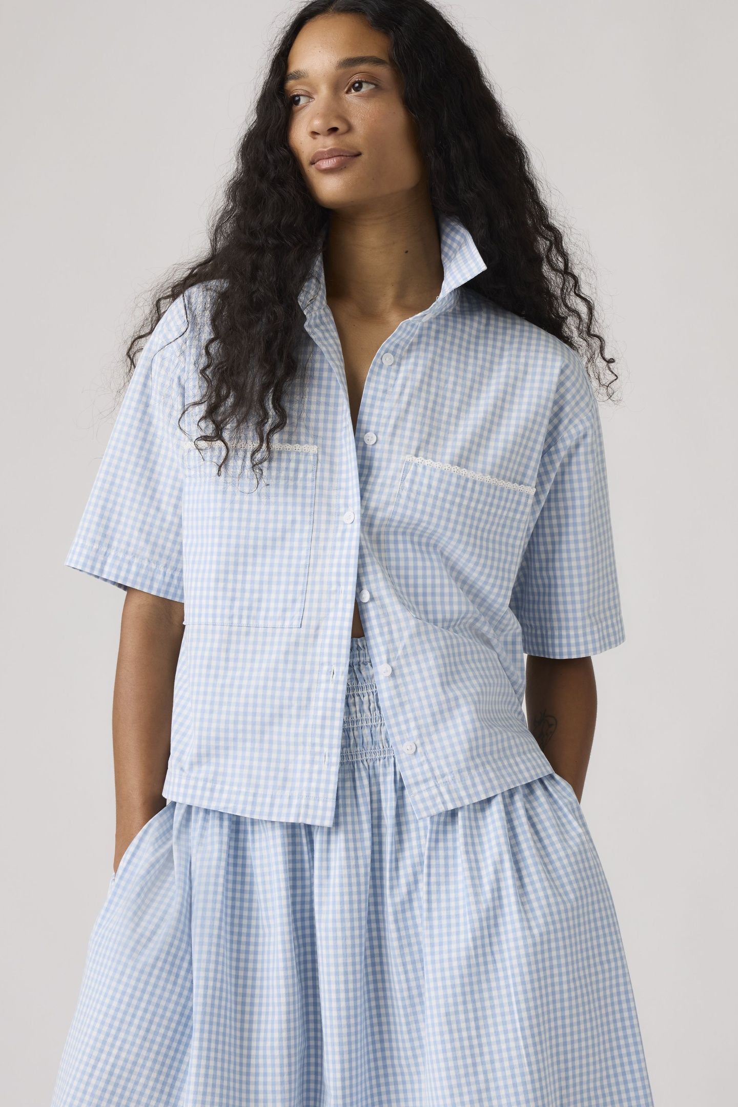 NOVELTY HARLIE SHORT SLEEVE CROPPED SHIRT 3