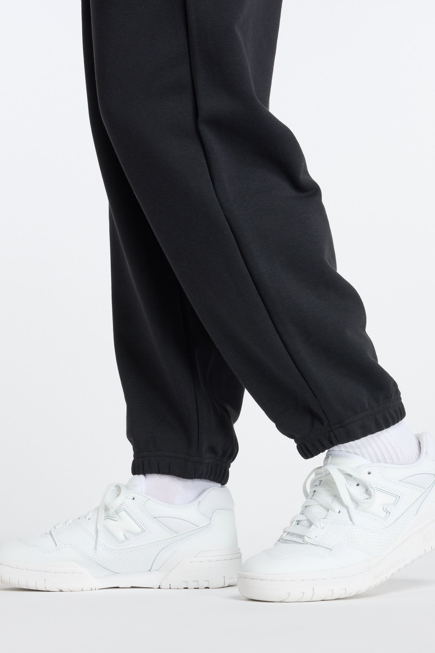 SPORT ESSENTIALS FRENCH TERRY BLACK 5