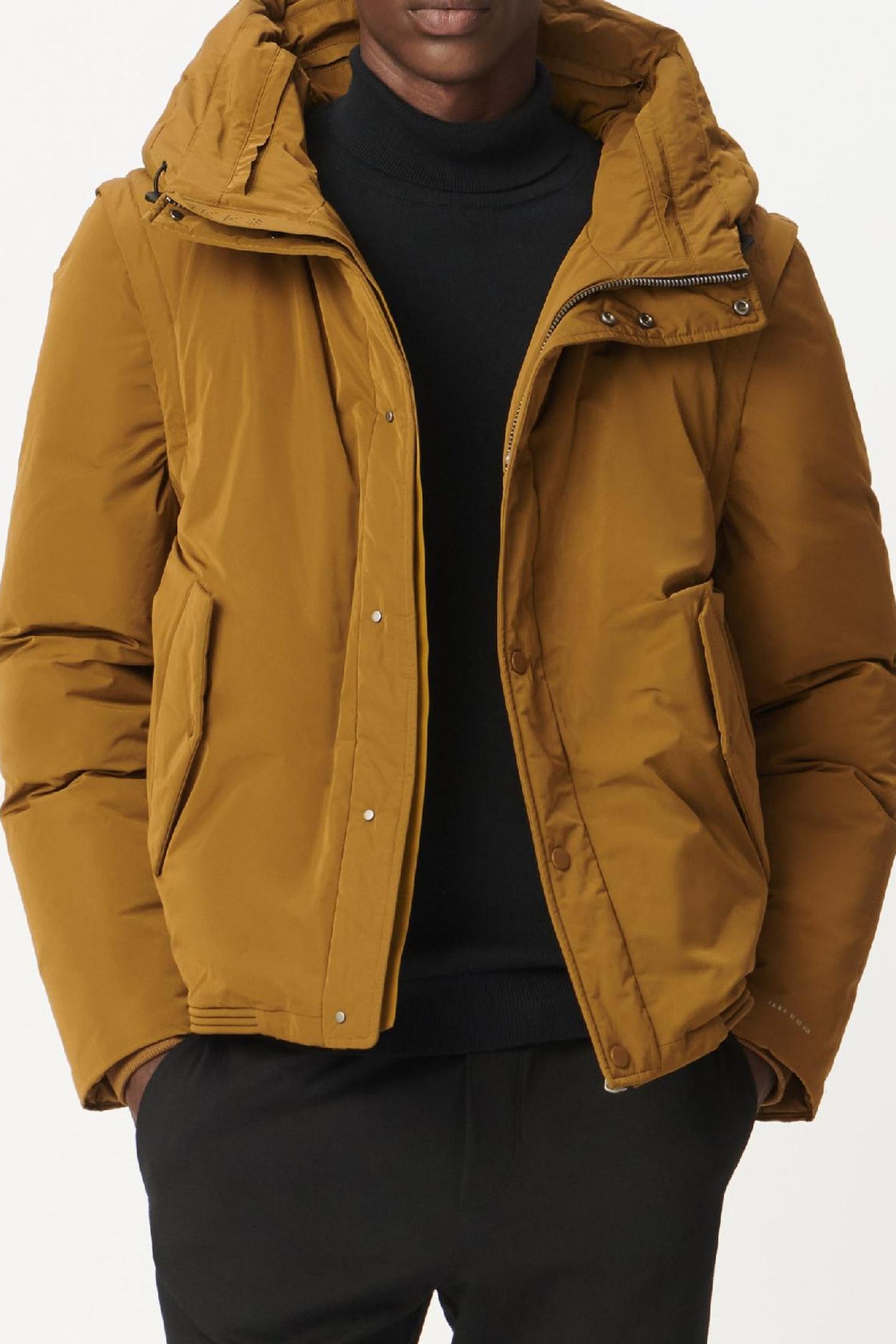 CORE WATERPROOF PADDED JACKET 1