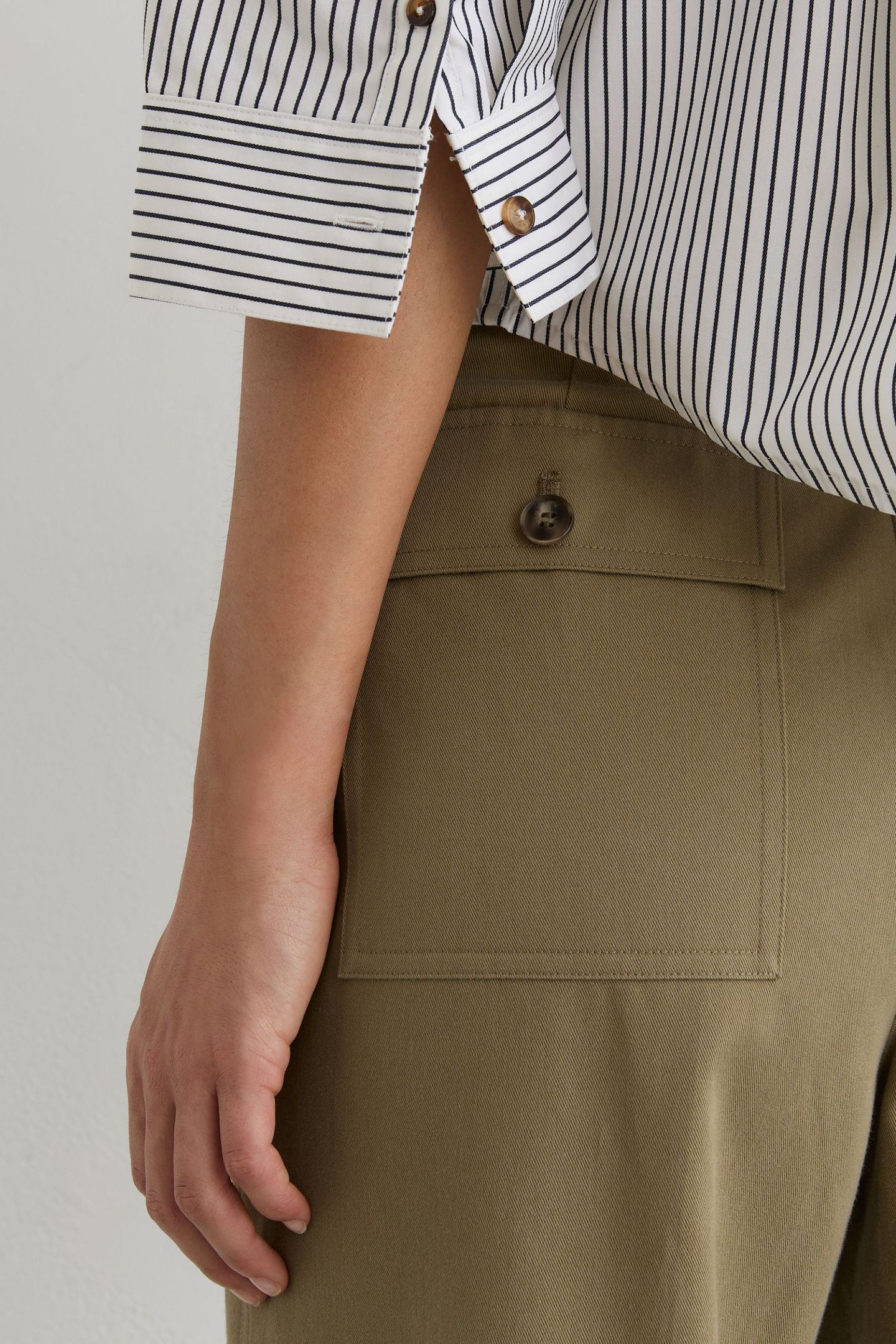 COTTON BLEND TAPER TROUSER KHAKI GREEN 6