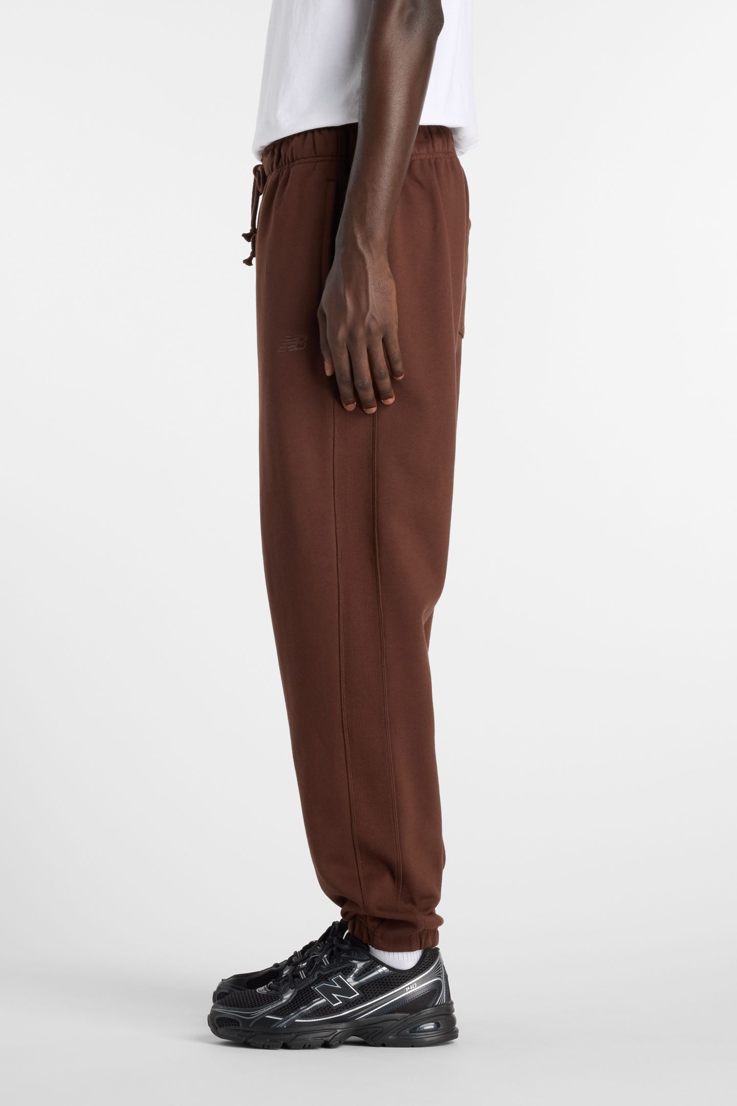 ATHLETICS FRENCH TERRY JOGGER PUMPERNICKEL 3