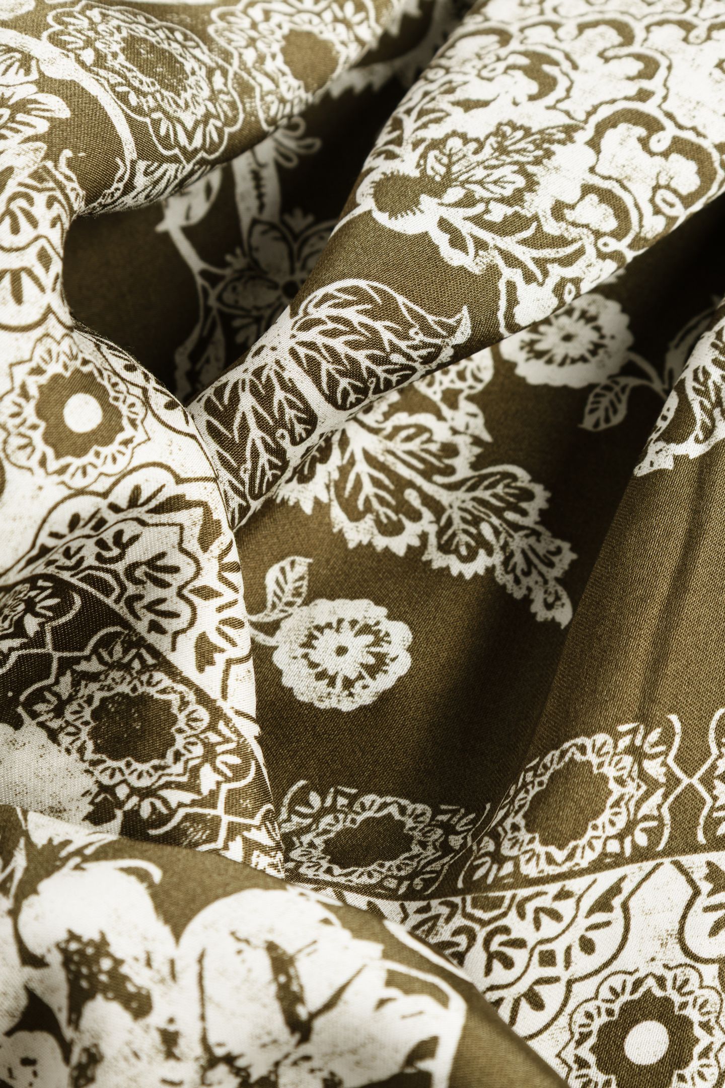 KHAKI FLOWING DRESS WITH SCARF PRINT 7