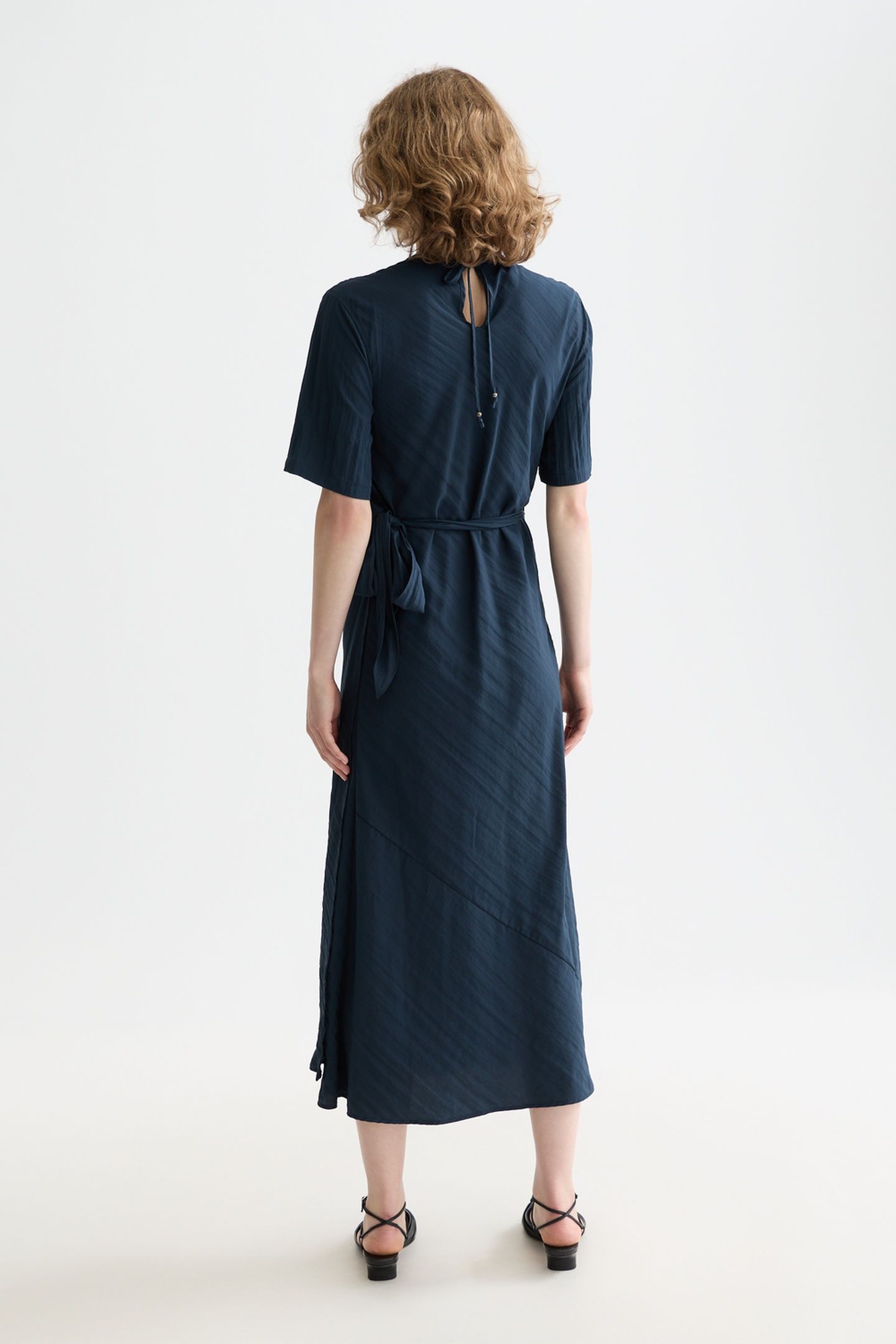TIE WRAP MIDI DRESS CARBON 2