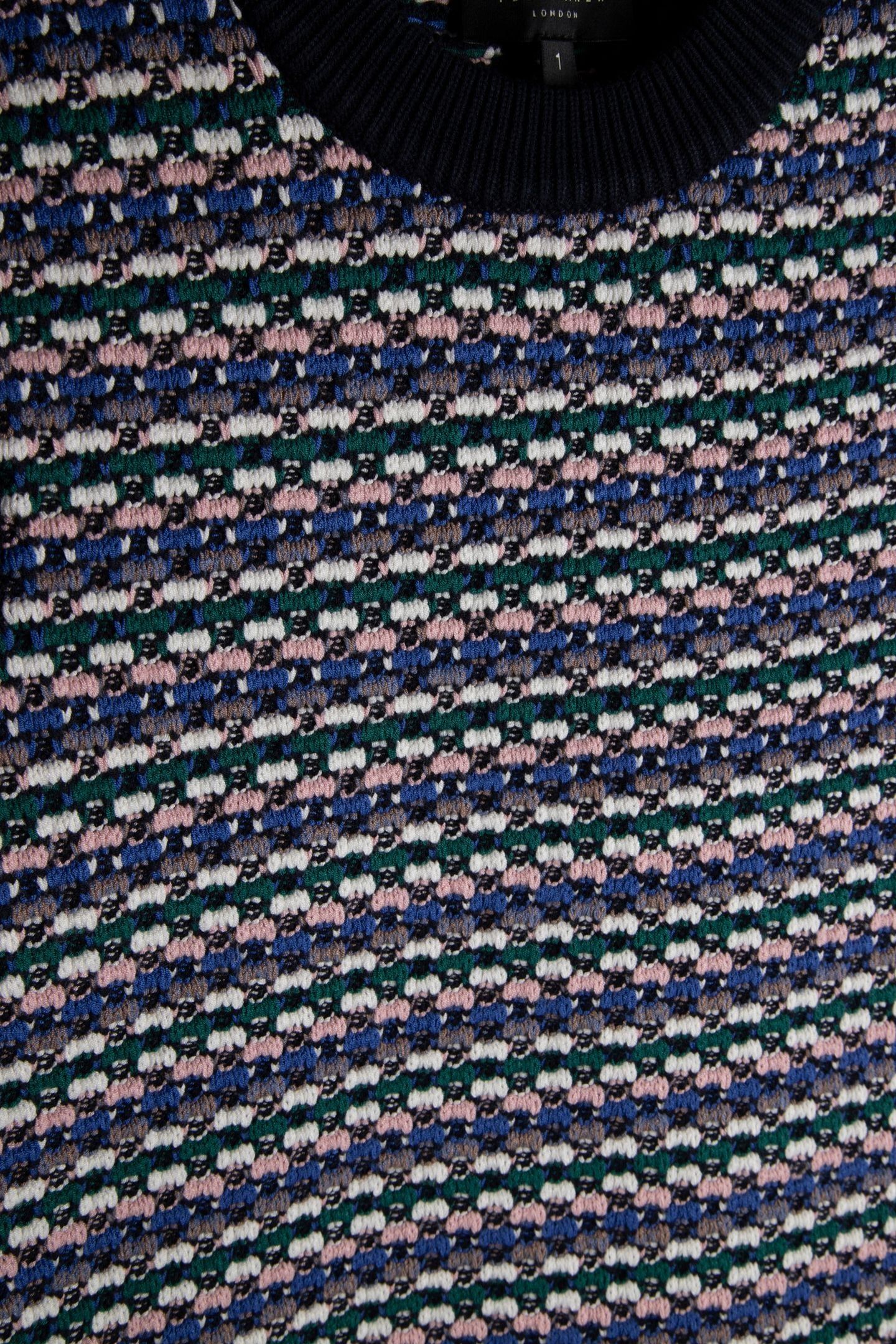 SAMIRHA INTEREST KNIT TANK NAVY 5
