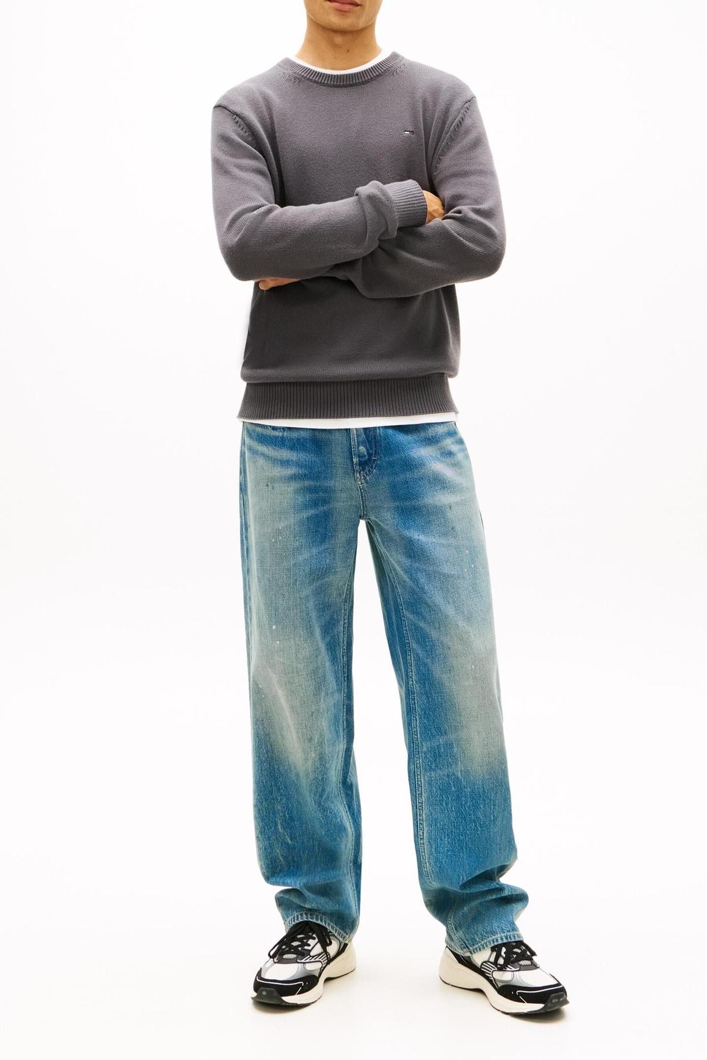 TJM SLIM ESSENTIAL SWEATER WASHED BLACK 3