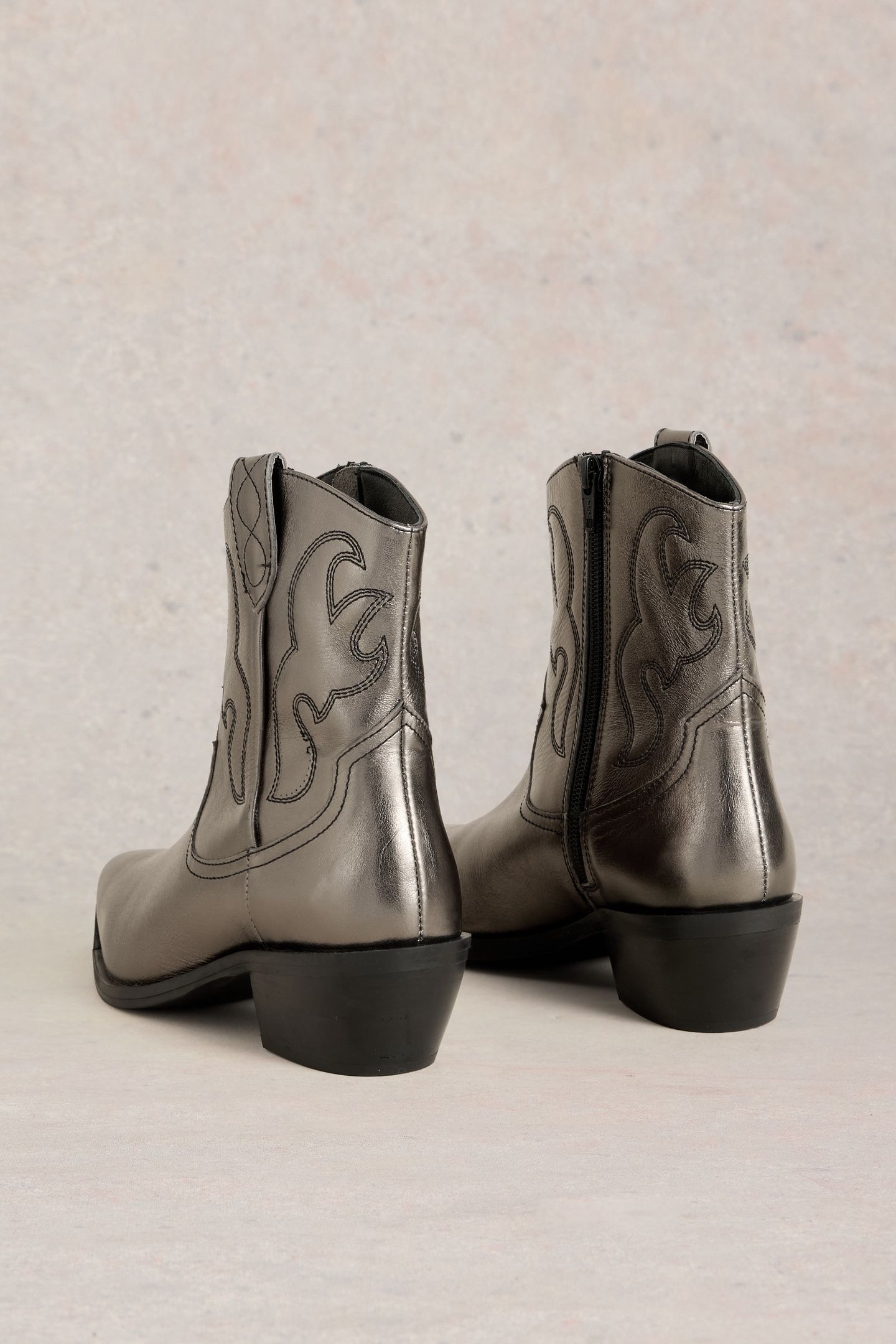 BEAU WESTERN BOOT PEWTER MET 4