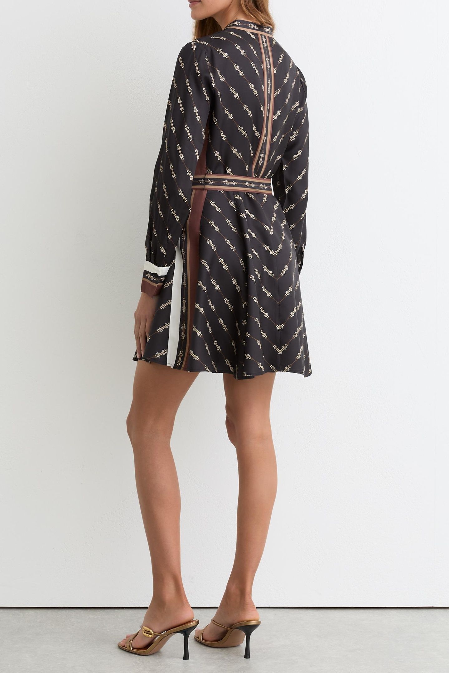 LINEAR PRINTED FLIPPY DRESS BLACK 2