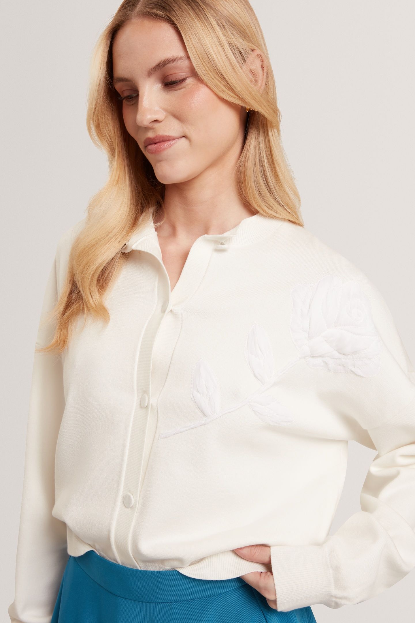 ORGANZA APPLIQUE CARDIGAN IVORY 4