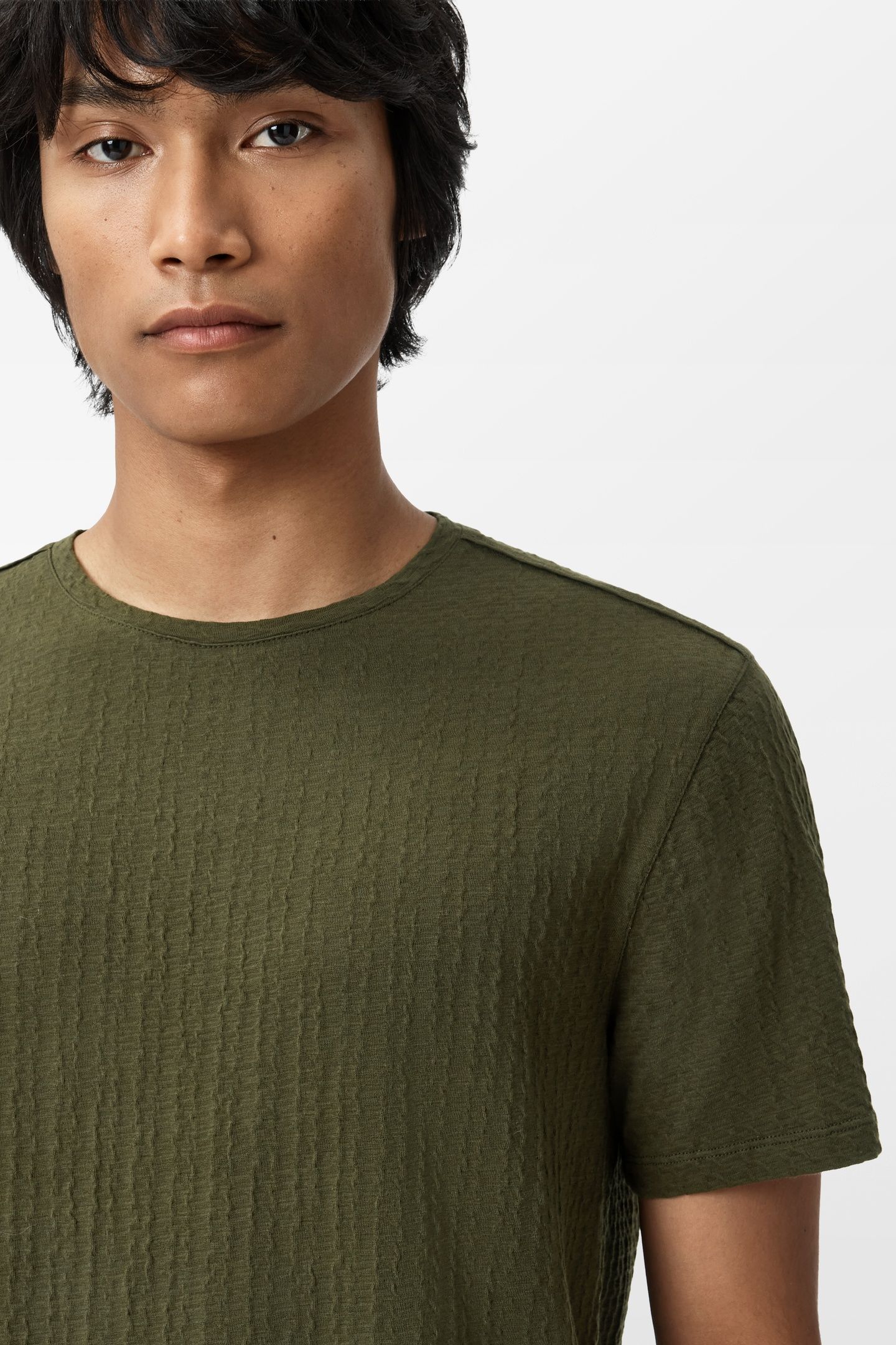 BRASSE SS CREW W CHAIN TEXTURE DARK OLIVE 3