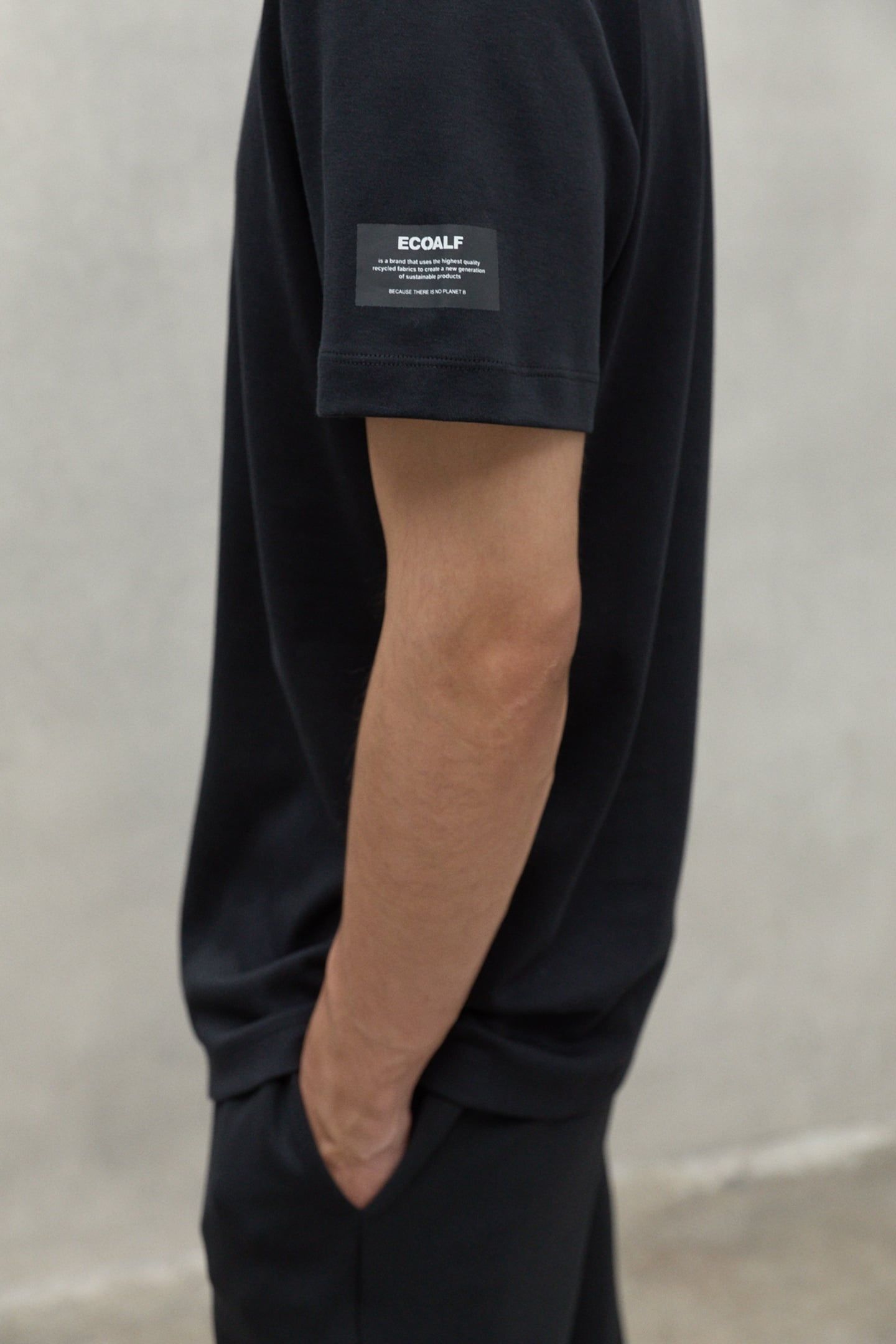 SINTRAALF T-SHIRT BLACK 5