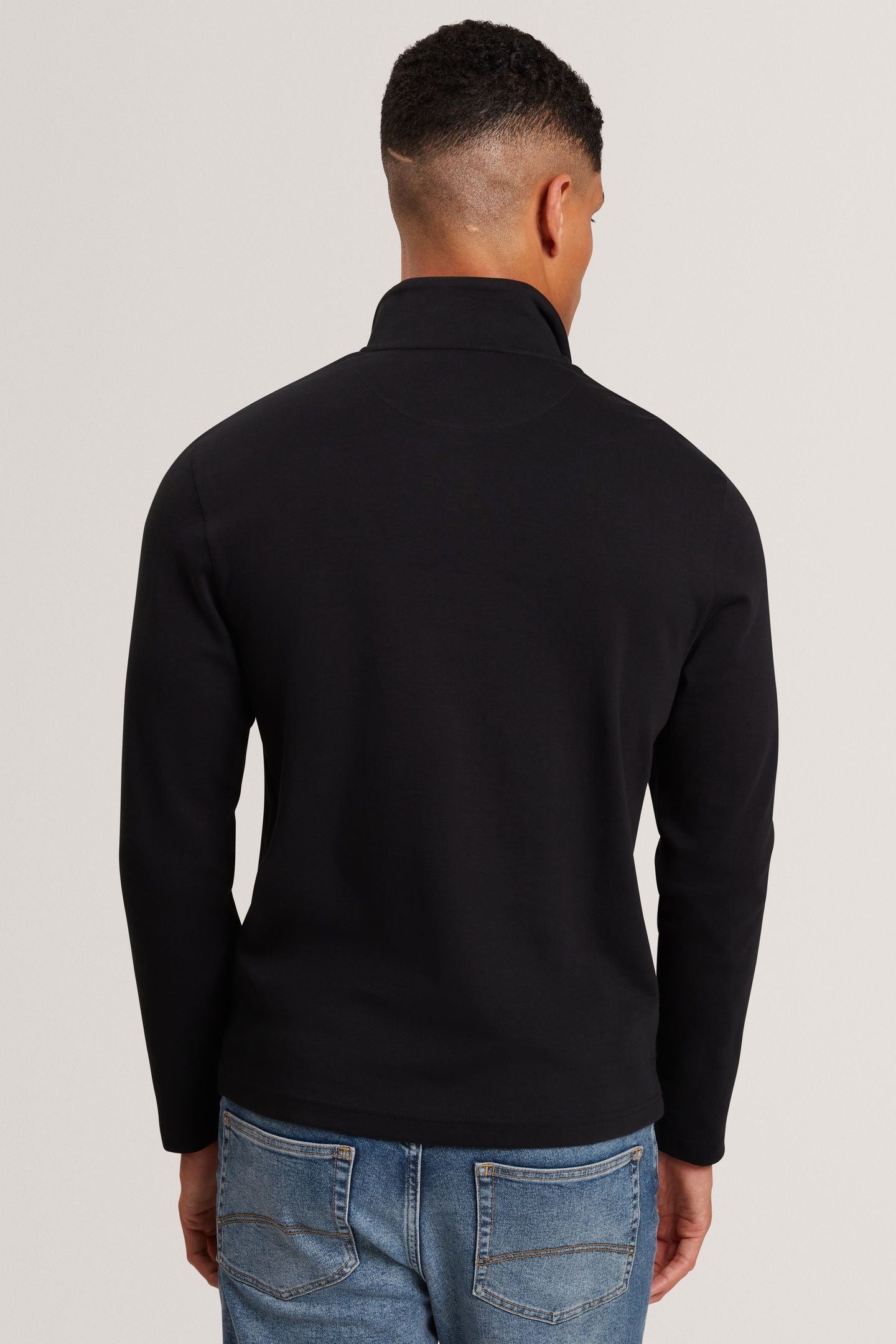 LS REGULAR FIT HALF ZIP BLACK 2