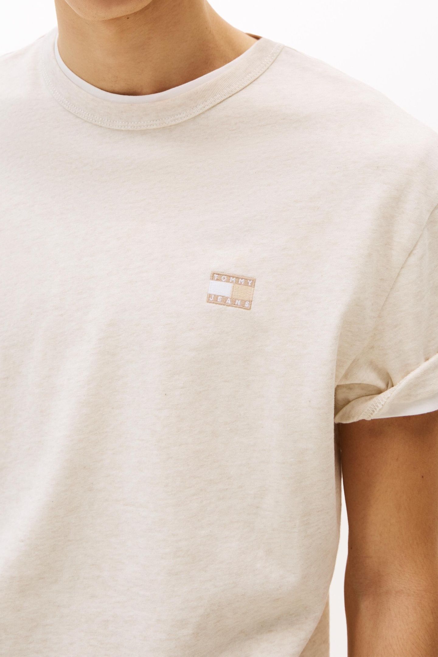 TJM REG BADGE TEE OAT MARL HEATHER TONAL 5