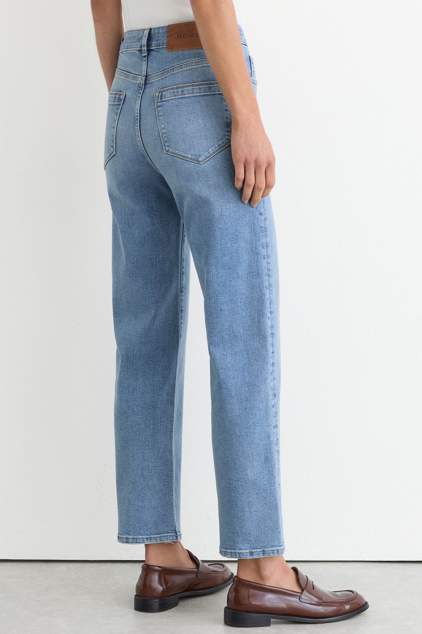 STRAIGHT LEG JEAN LIGHT BLUE 3