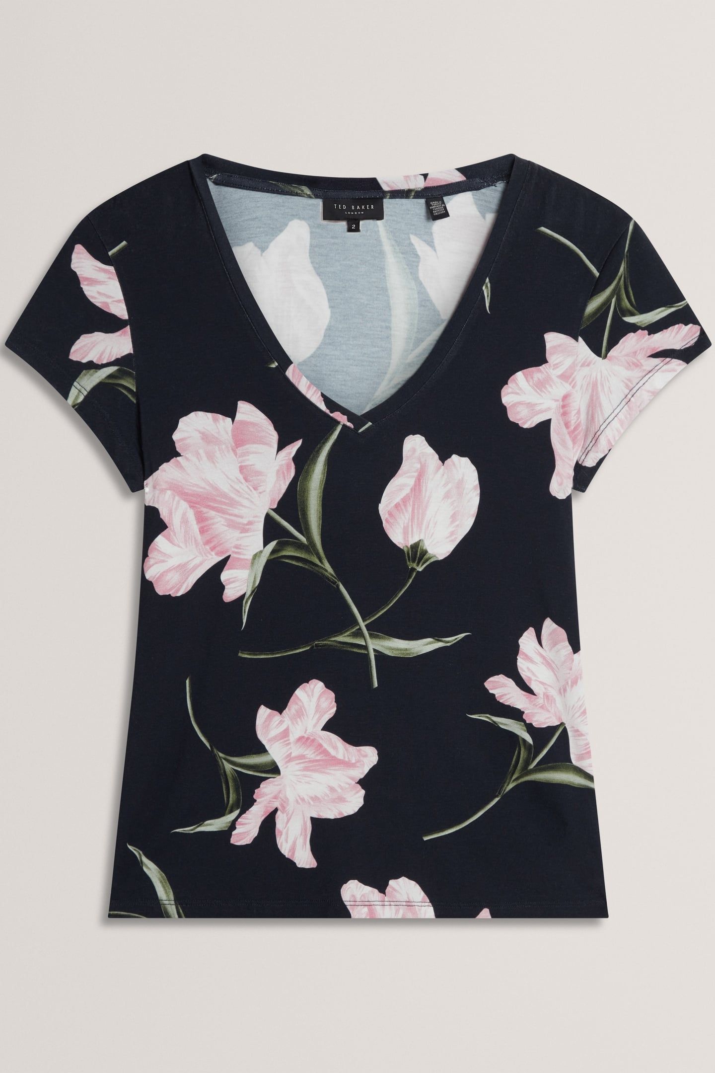PRINTED V NECK FITTED TEE NAVY 3