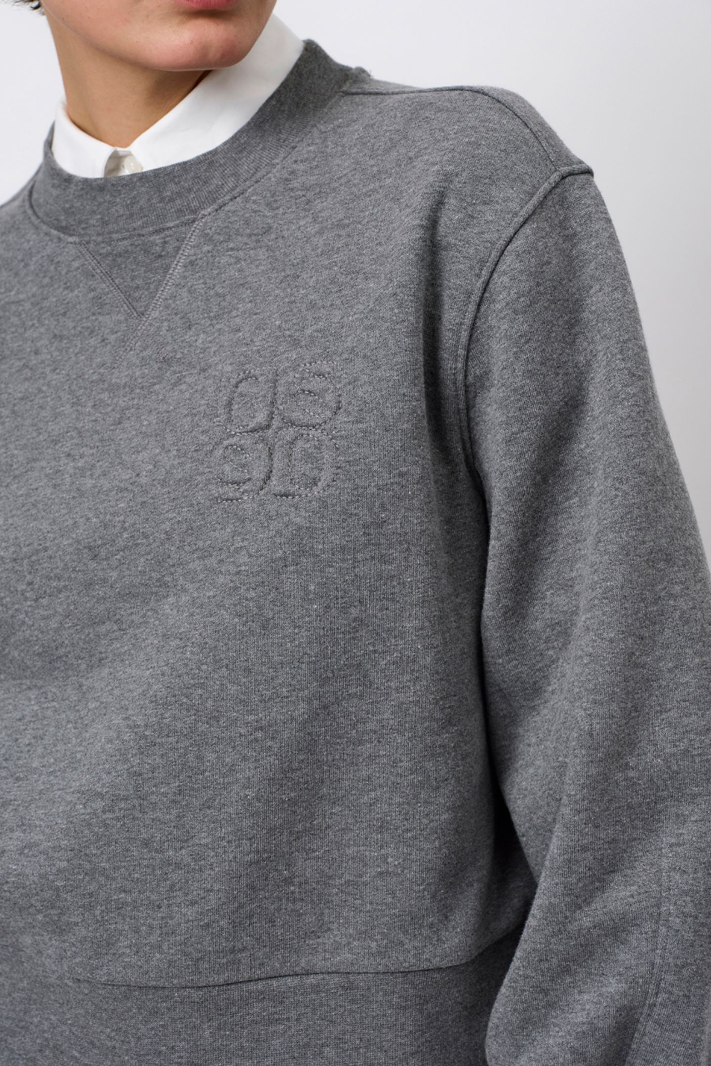 LISON LOGO SWEATER GRANITE GREY MELANGE 5