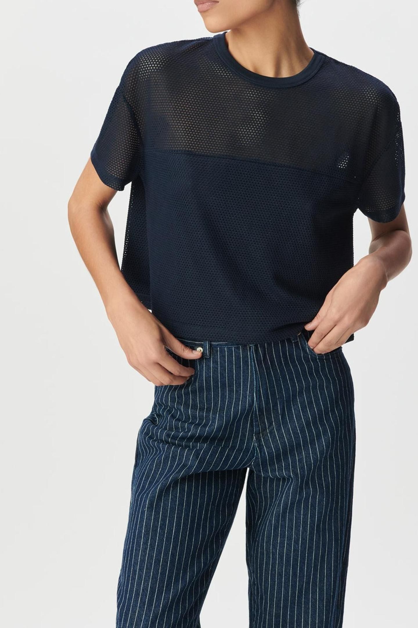 NAVY EMBOSSED MESH T-SHIRT 5