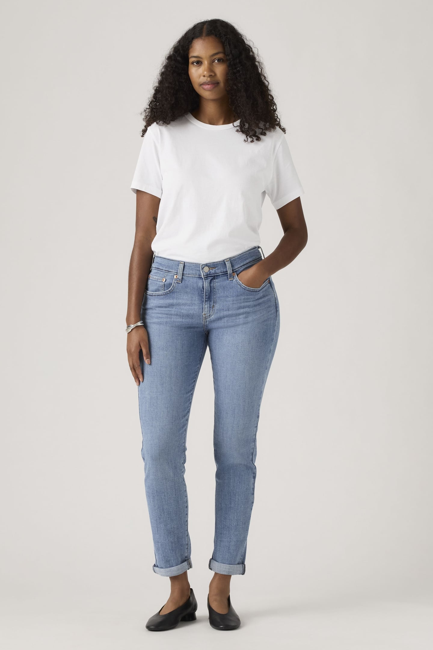 MID-RISE BOYFRIEND JEANS 2