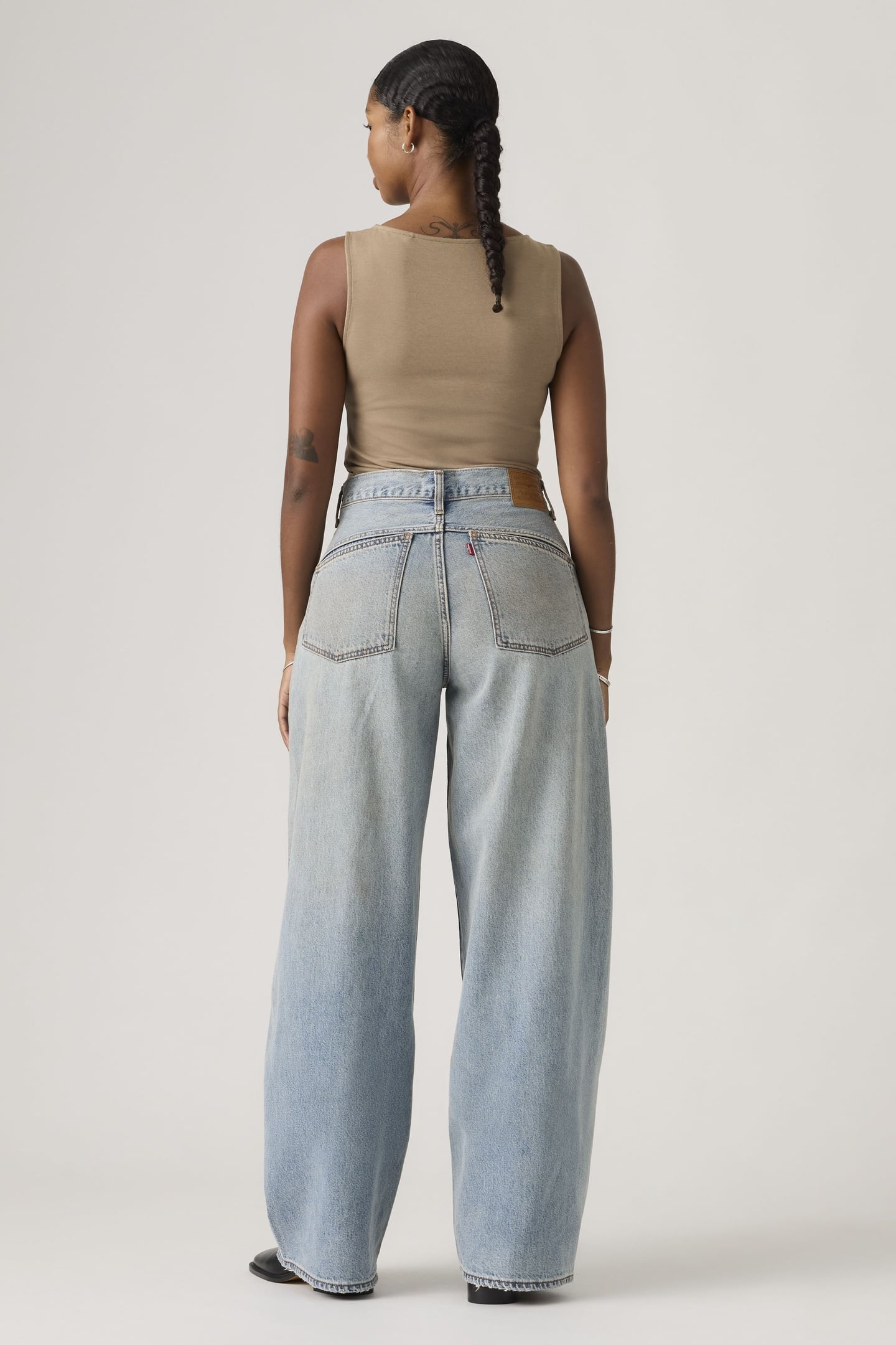 SUPER BAGGY BARREL JEANS 3
