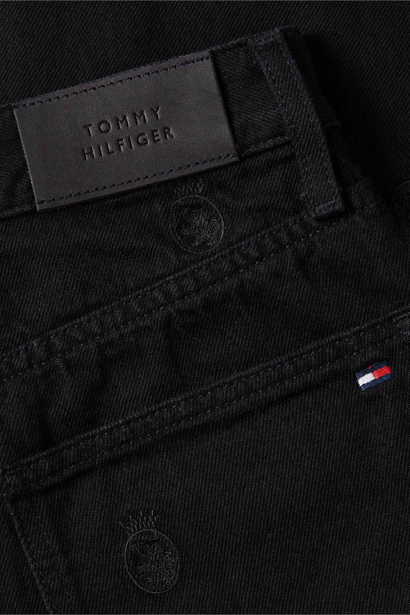 DNM AO CREST BLACK 3