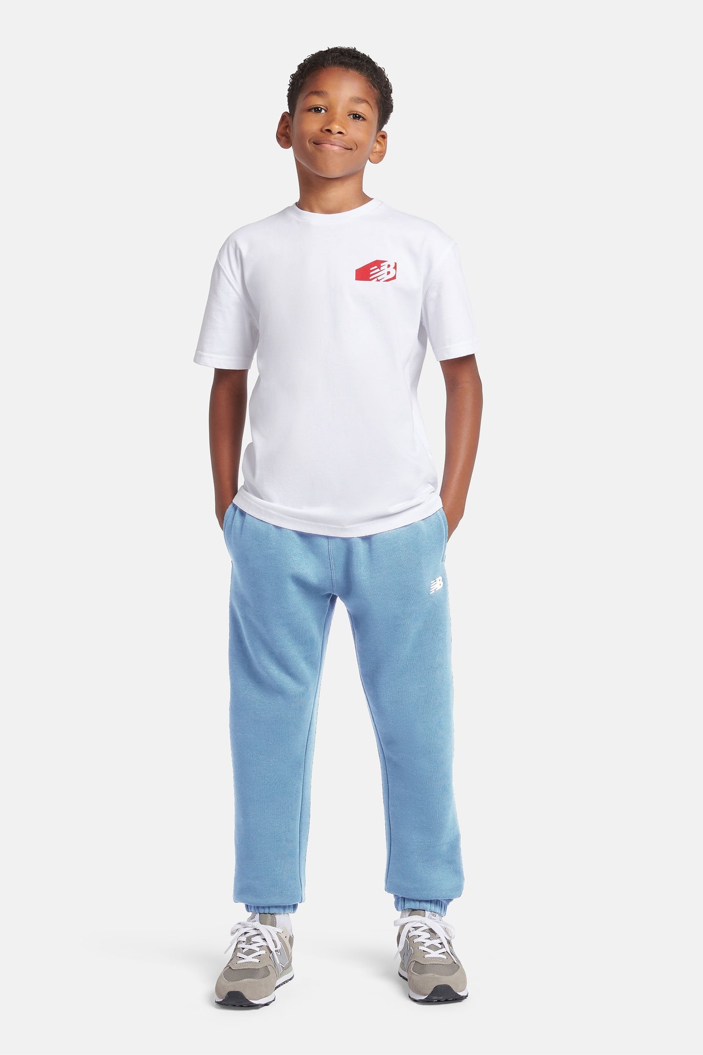 BOYS BRUSH BACK SMALL LOGO JOGGER 3